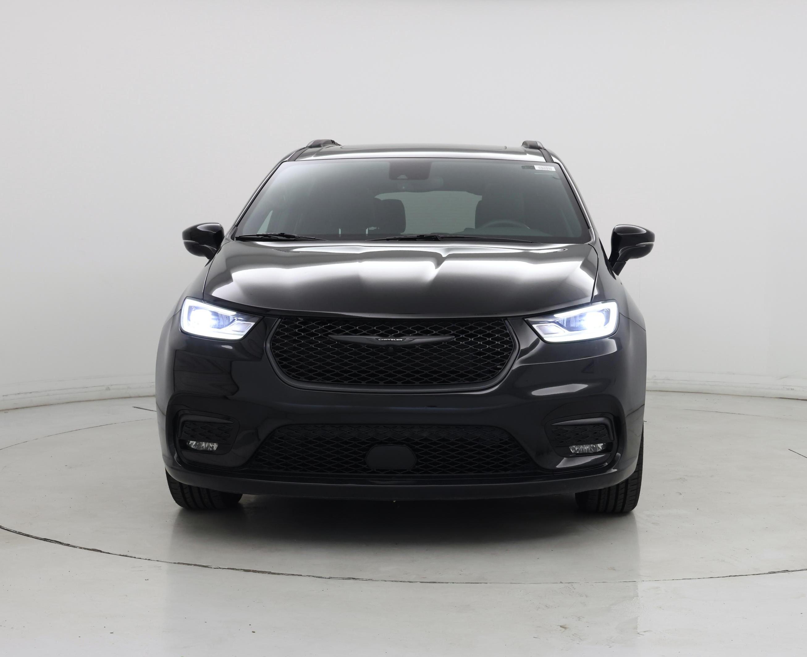 Thumbnail: 2025 Chrysler Pacifica - 5