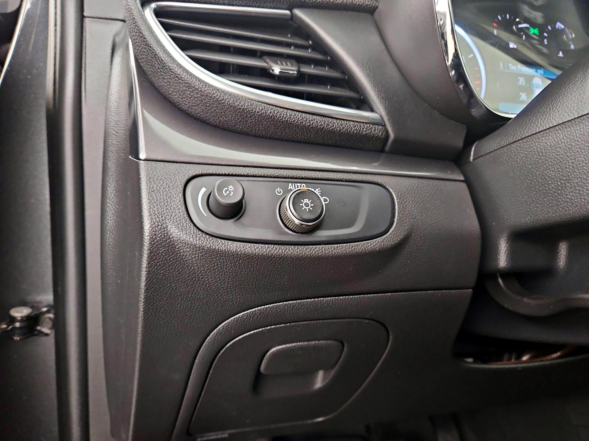 Thumbnail: 2017 Buick Encore - 13