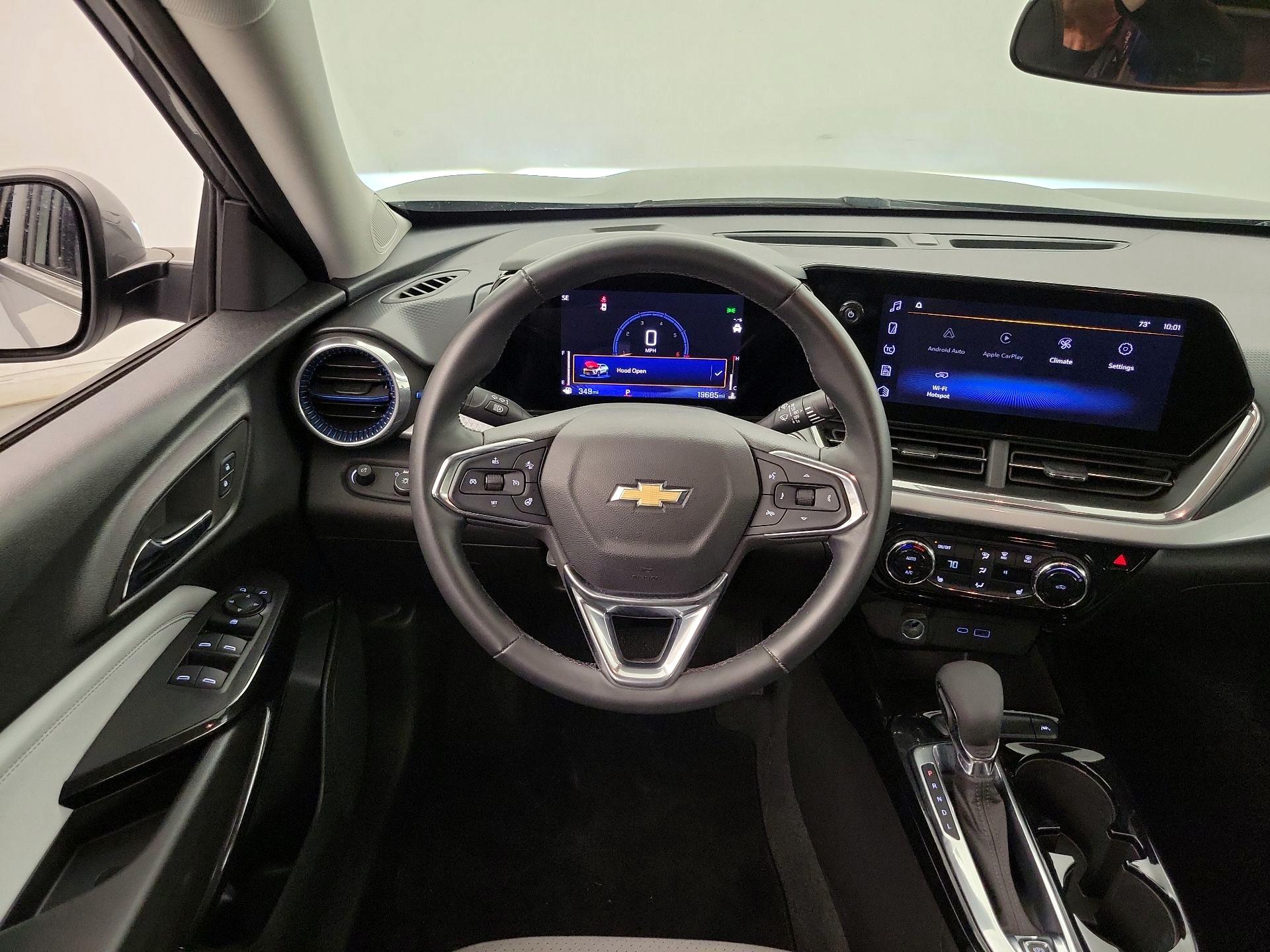 Thumbnail: 2024 Chevrolet Trax - 10