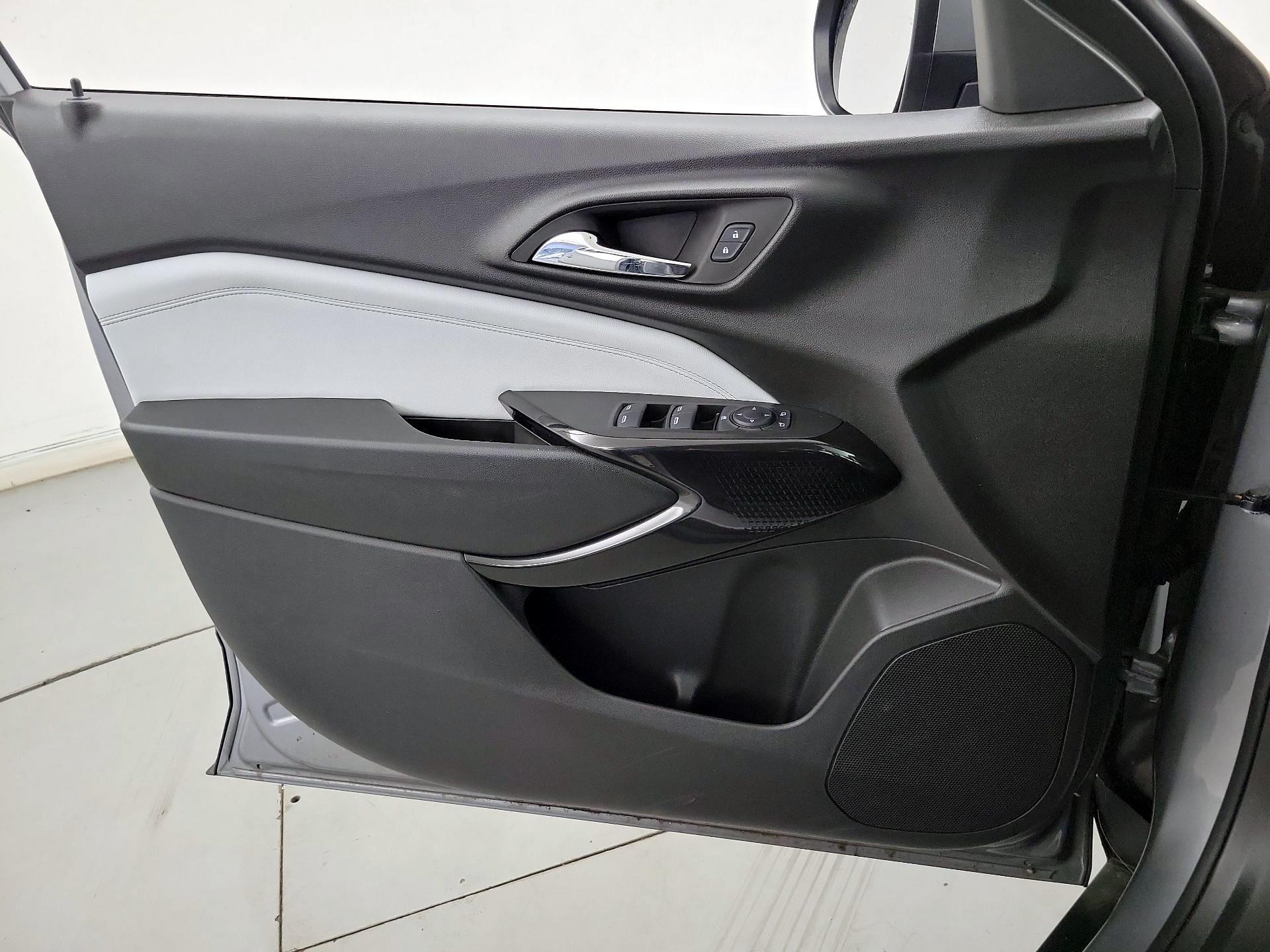 Thumbnail: 2024 Chevrolet Trax - 12