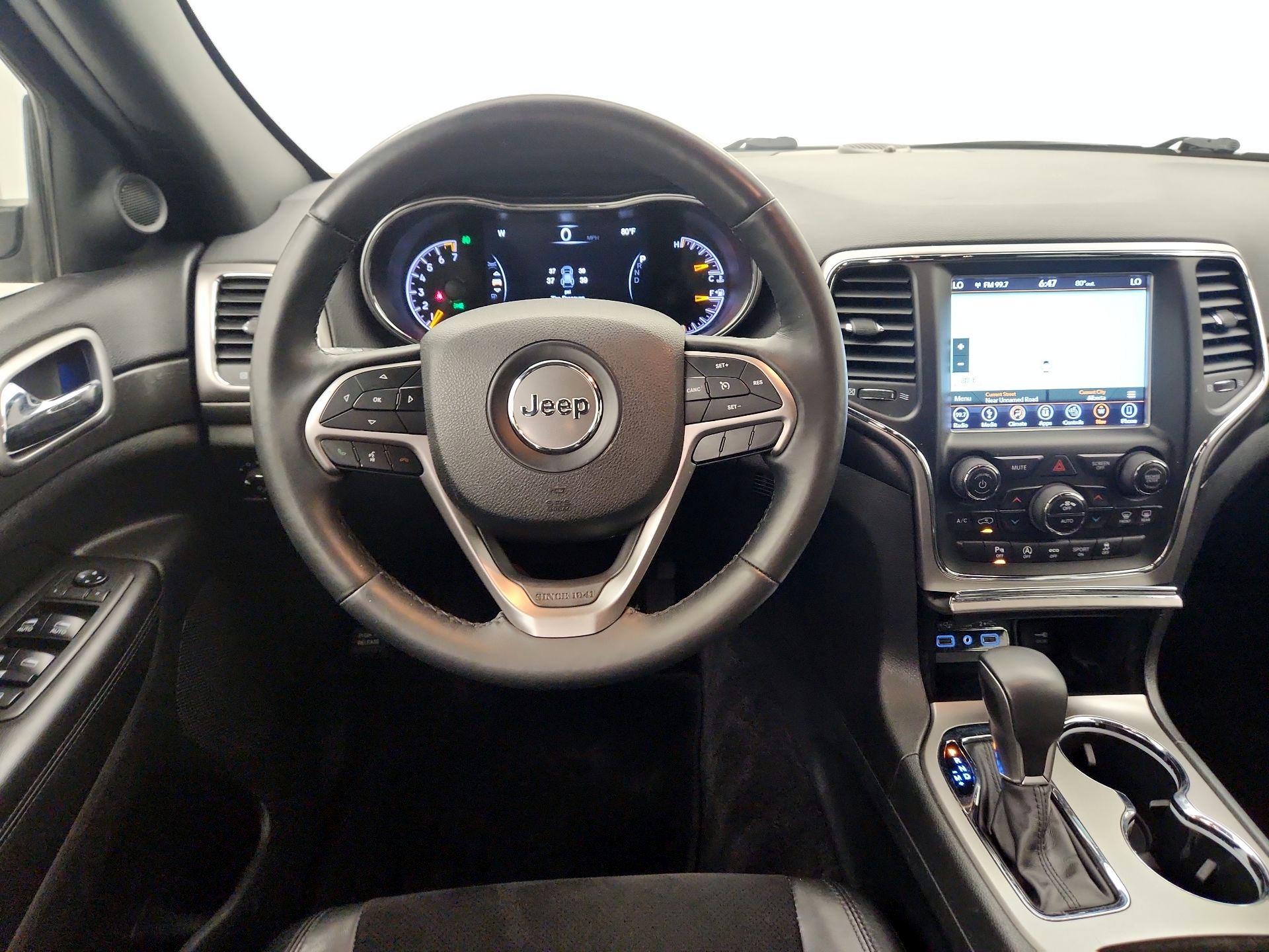 Thumbnail: 2018 Jeep Grand Cherokee - 10