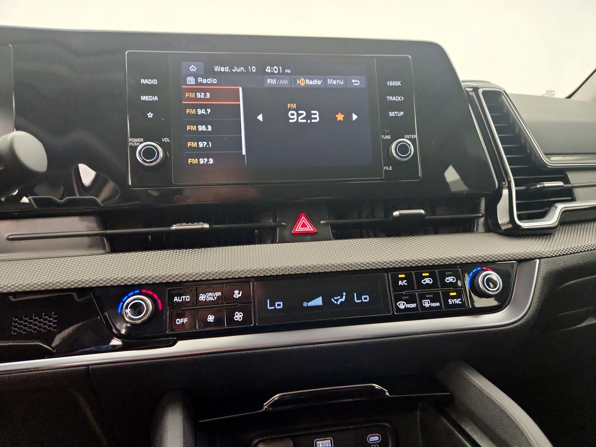 Thumbnail: 2024 Kia Sportage - 16