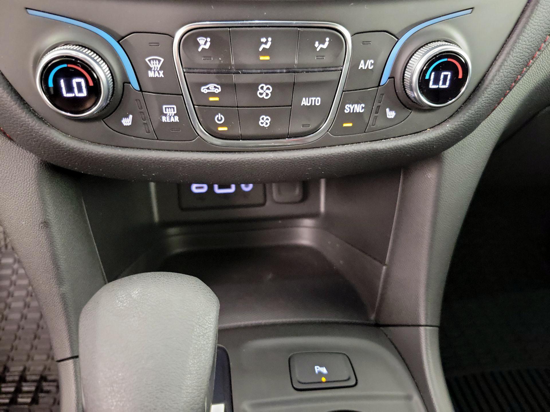 Thumbnail: 2023 Chevrolet Equinox - 17