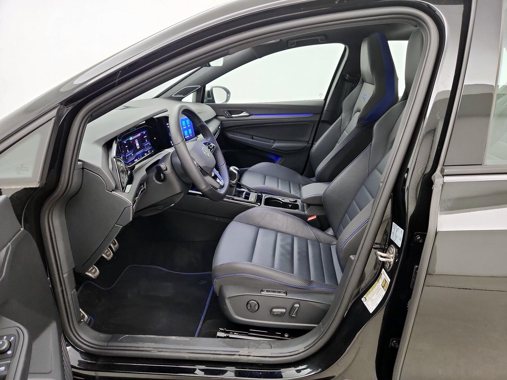 Thumbnail: 2024 Volkswagen Golf - 11