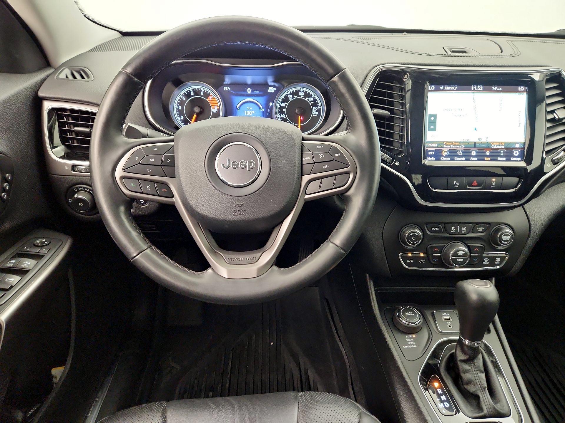 Thumbnail: 2020 Jeep Cherokee - 10