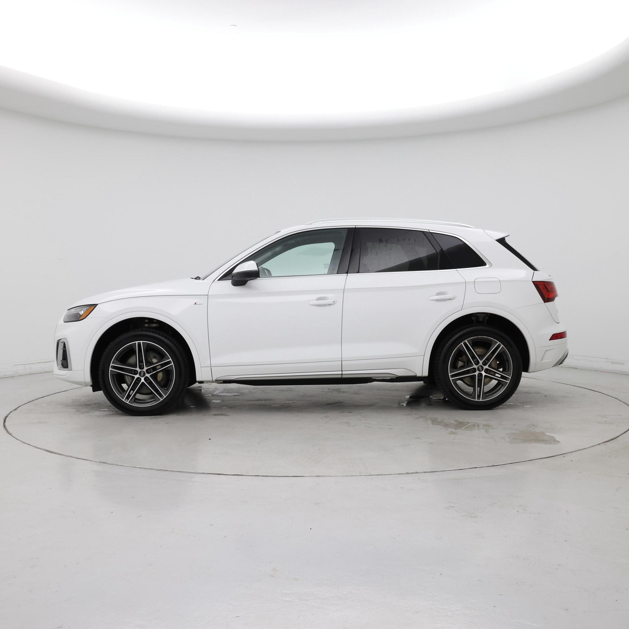 Thumbnail: 2024 Audi Q5 - 3
