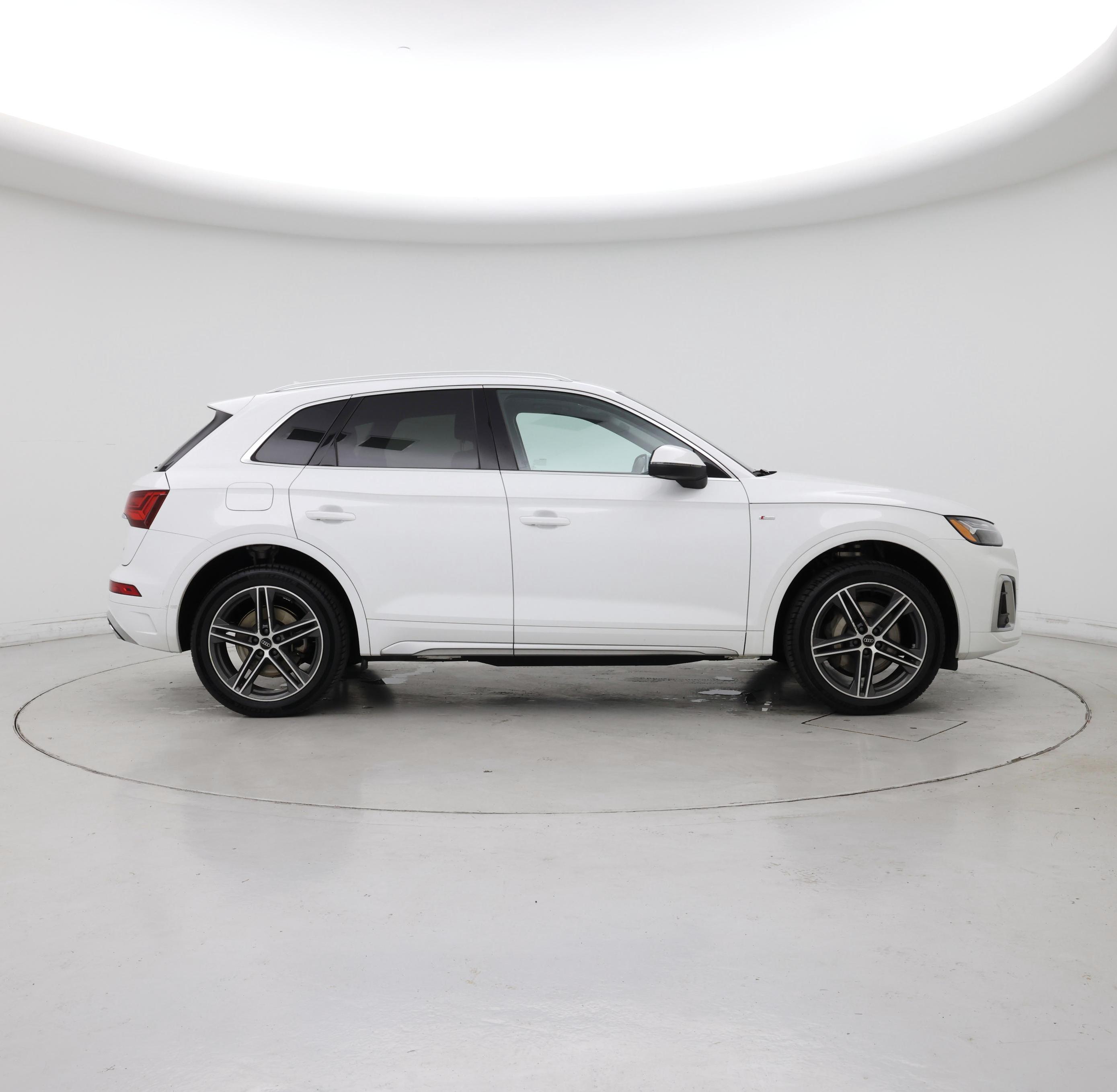 Thumbnail: 2024 Audi Q5 - 7