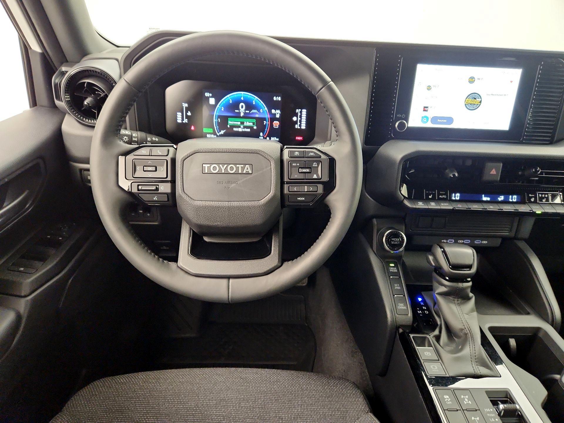 Thumbnail: 2025 Toyota Land Cruiser - 10