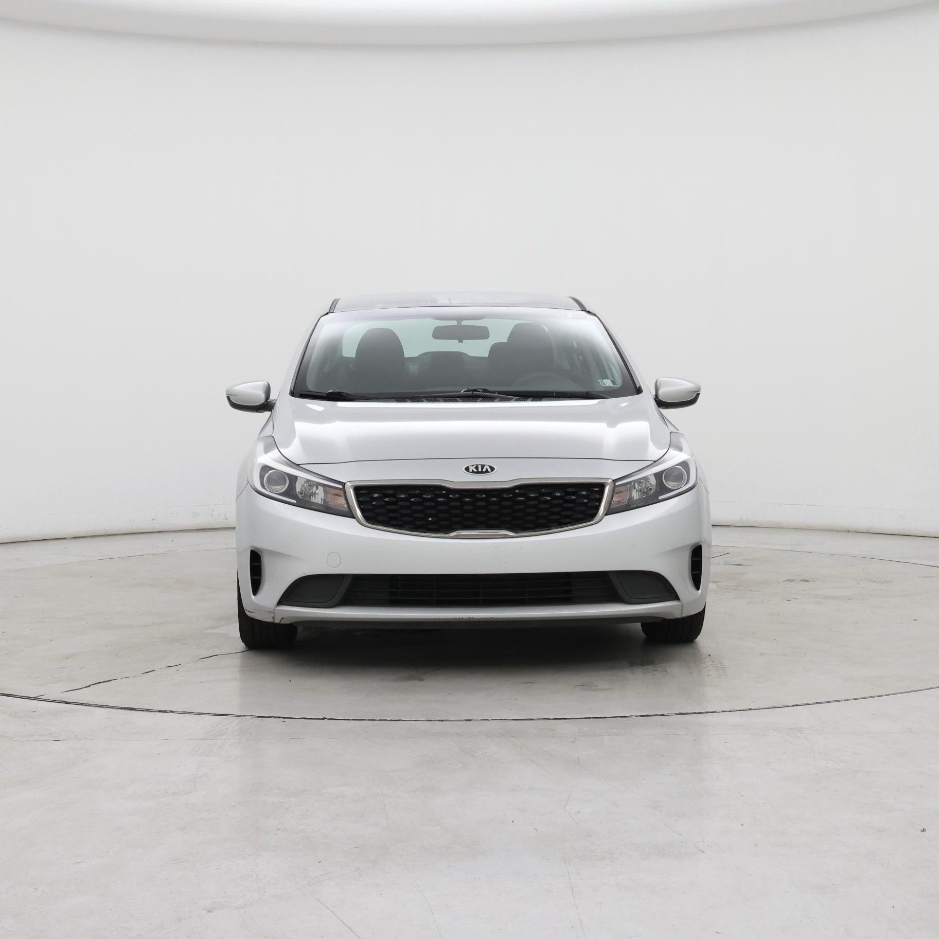 Thumbnail: 2017 Kia Forte - 5