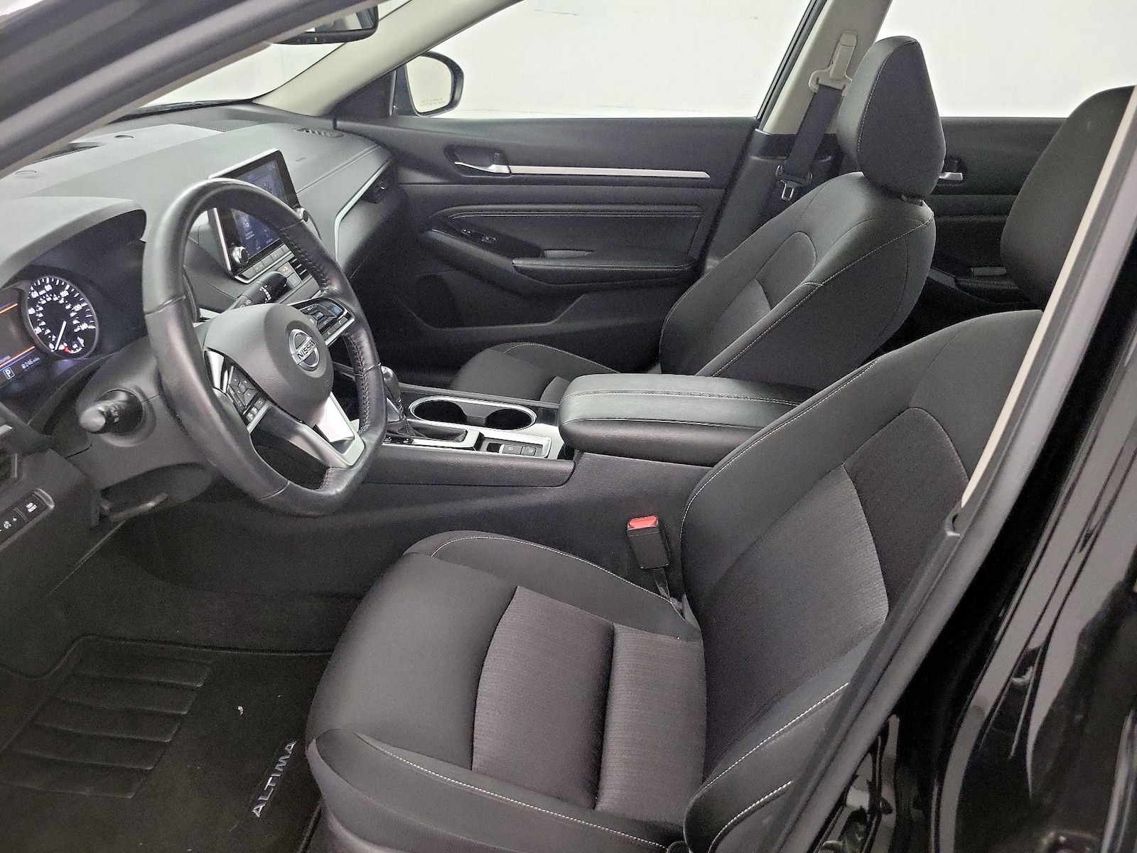 2020 Nissan Altima SV - Photo 12