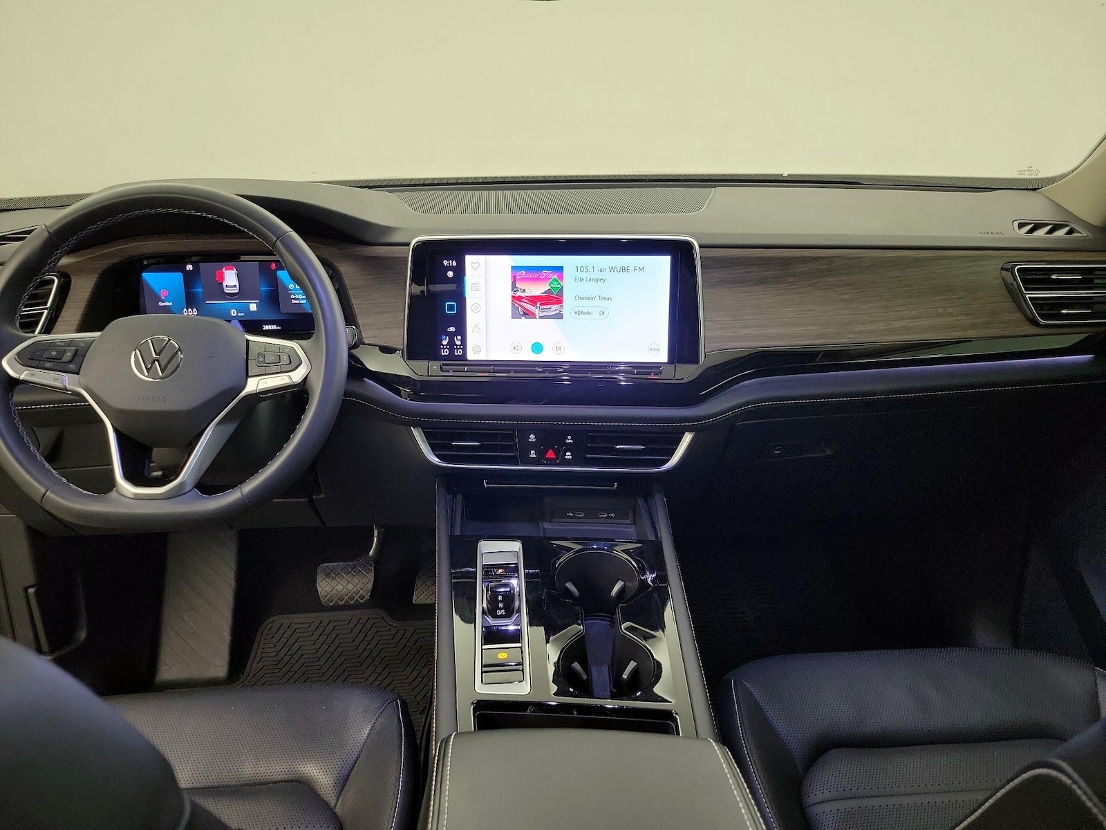2024 Volkswagen Atlas SEL - Photo 10