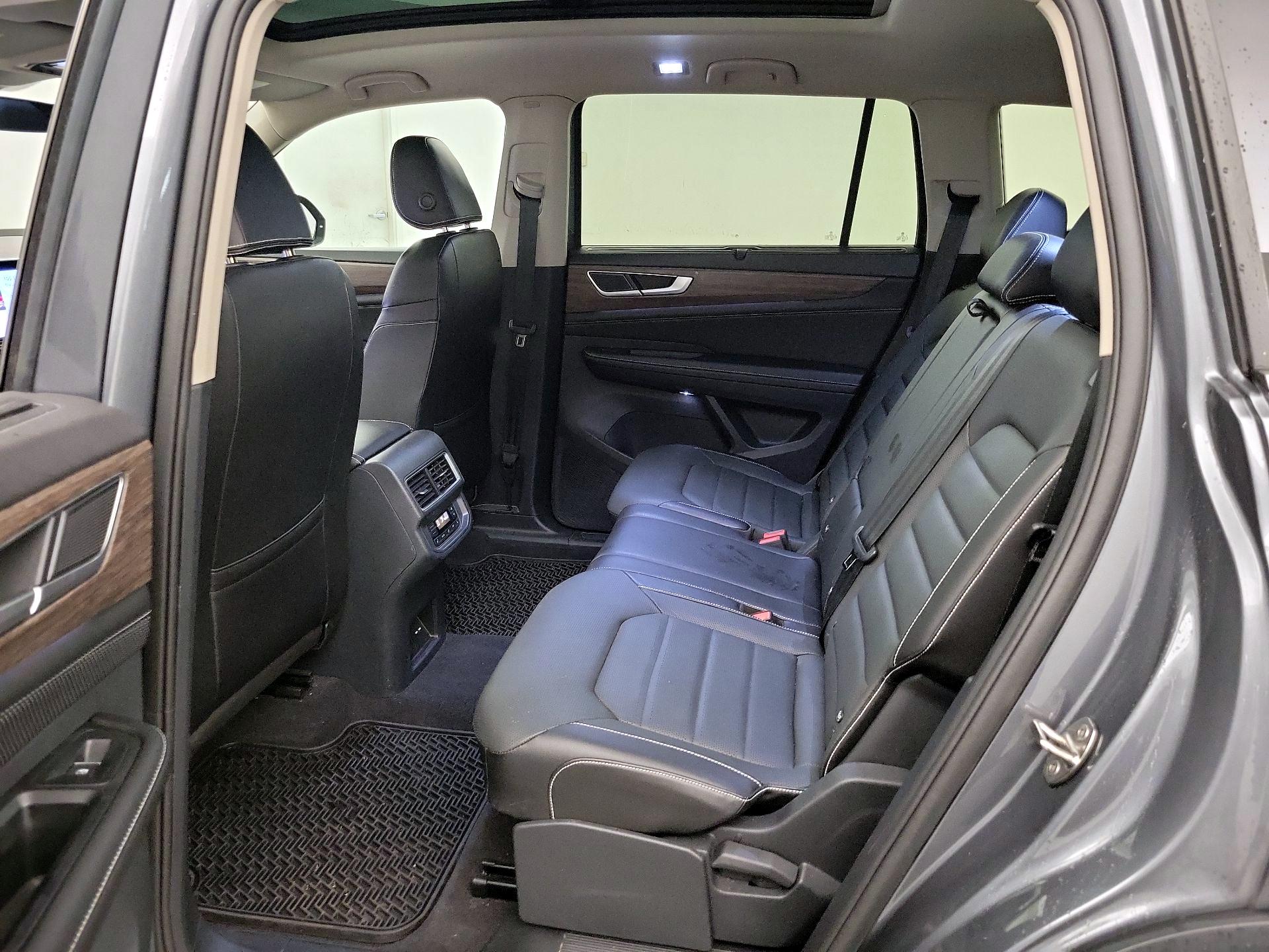 Thumbnail: 2024 Volkswagen Atlas - 20