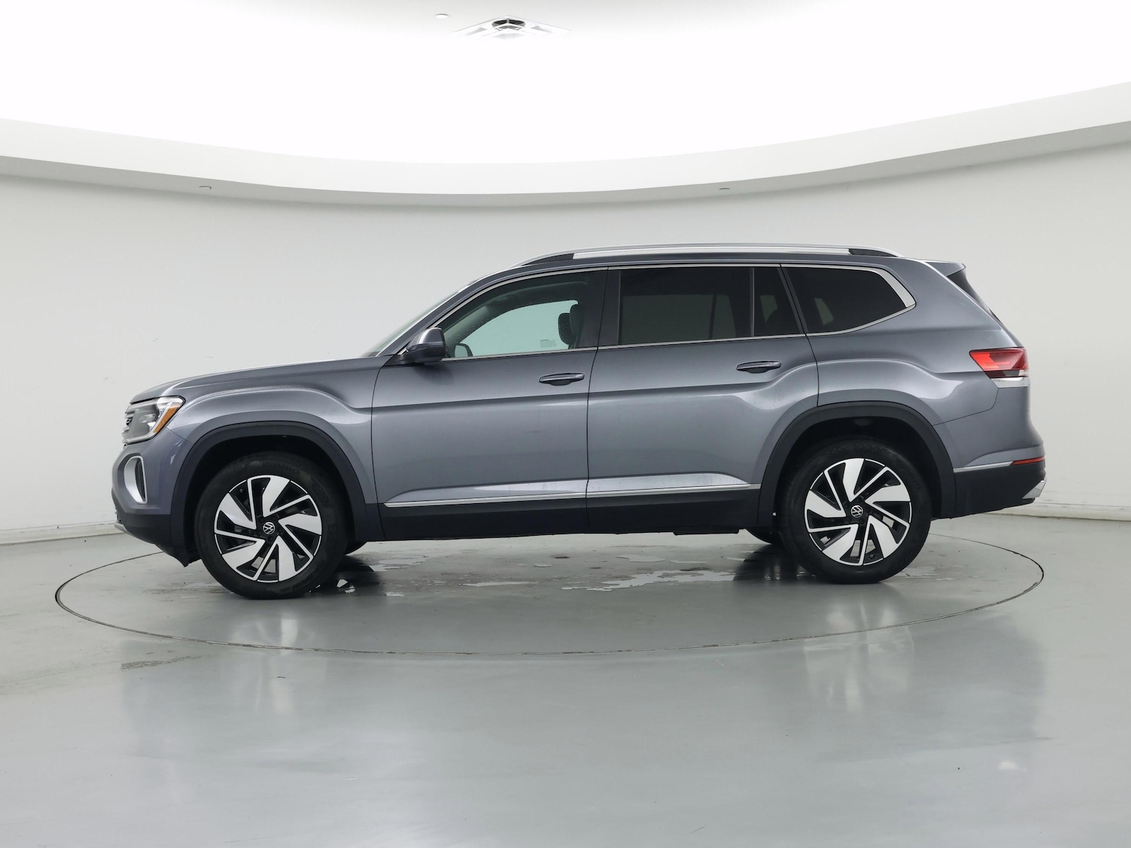2024 Volkswagen Atlas SEL - Photo 4
