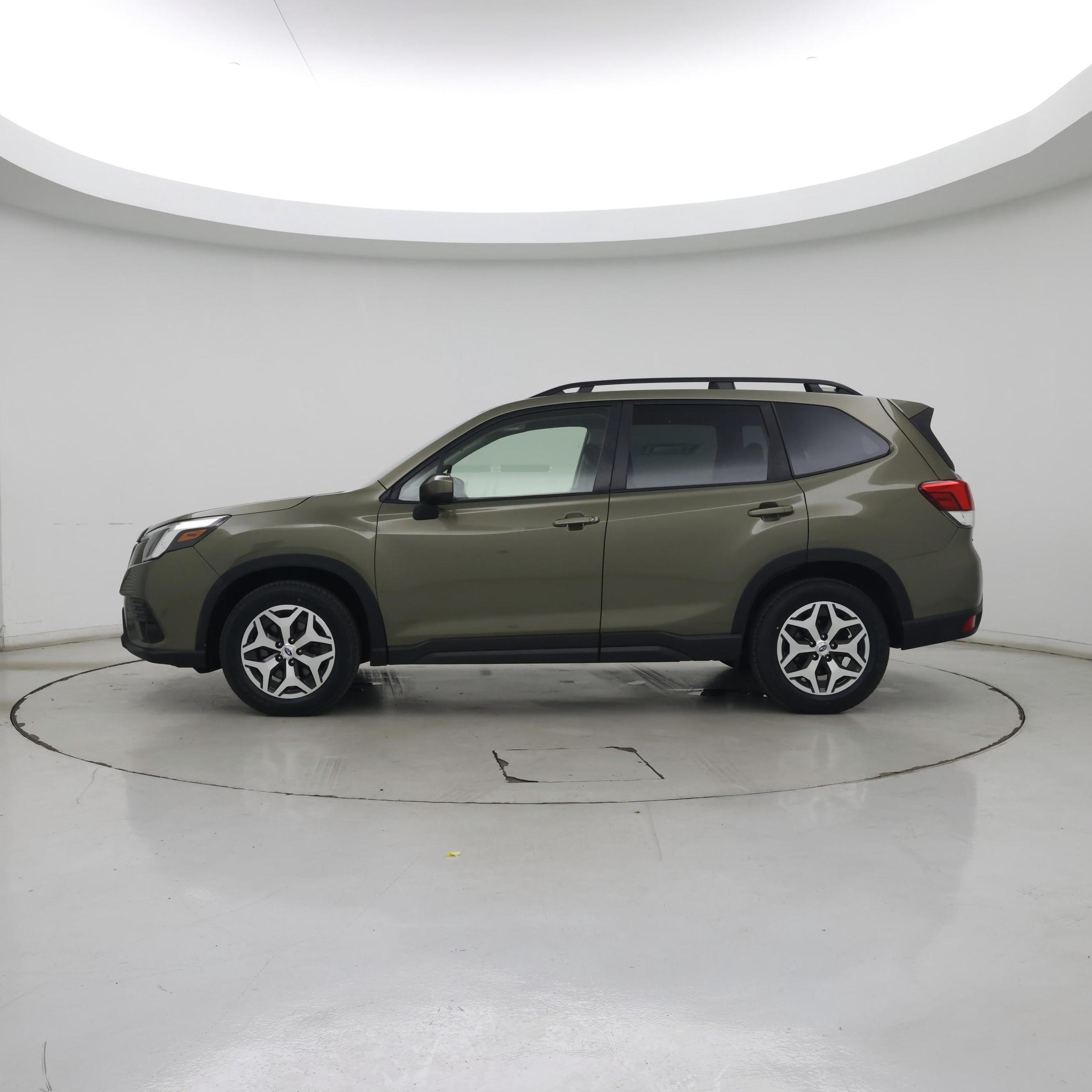 Thumbnail: 2022 Subaru Forester - 3