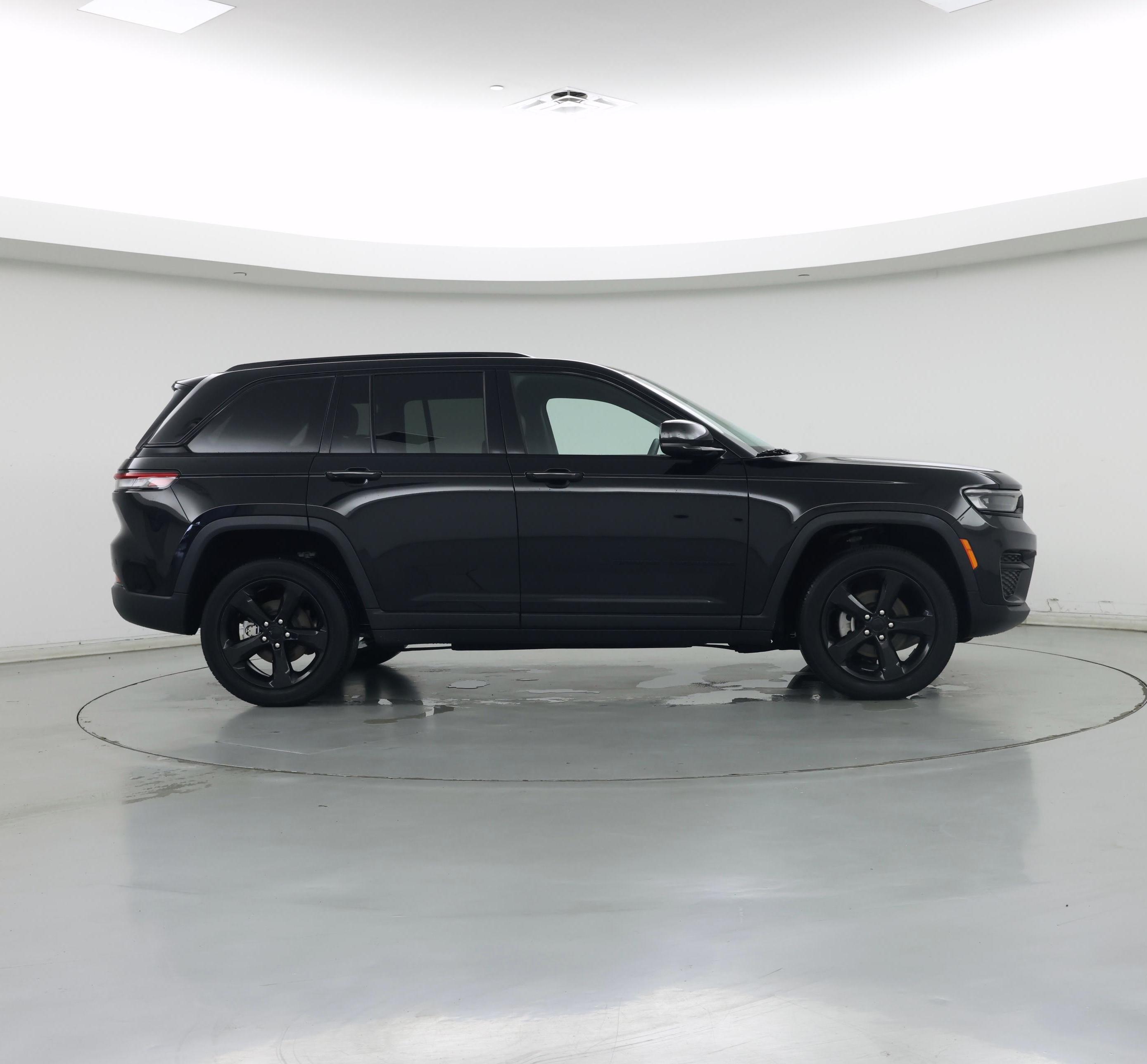 Thumbnail: 2023 Jeep Grand Cherokee - 7
