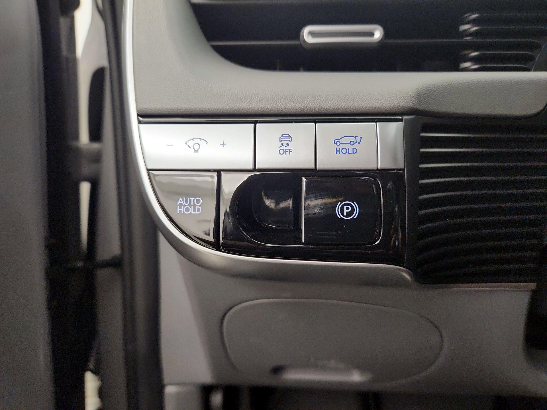 Thumbnail: 2024 Hyundai Ioniq 5 - 13