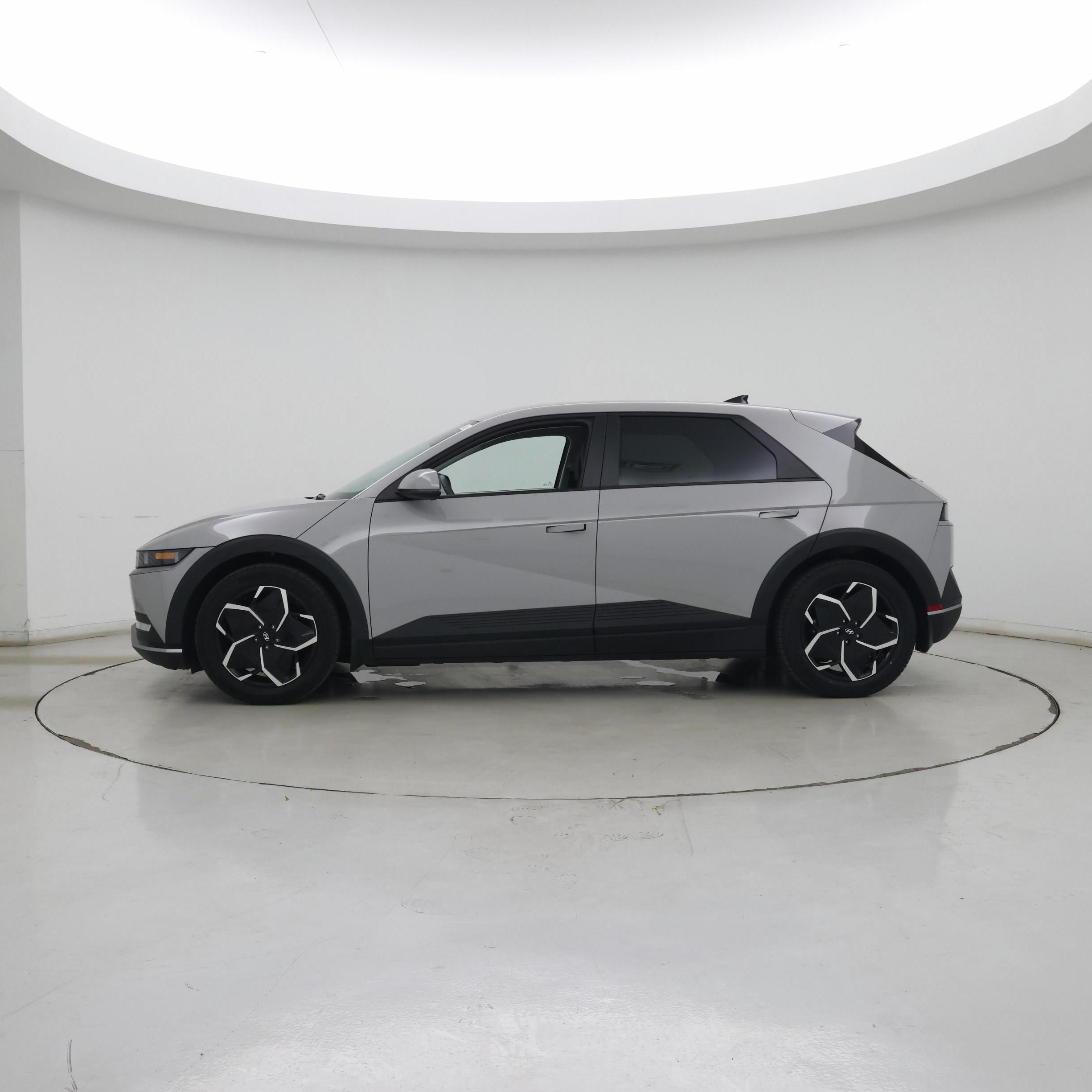 Thumbnail: 2024 Hyundai Ioniq 5 - 3