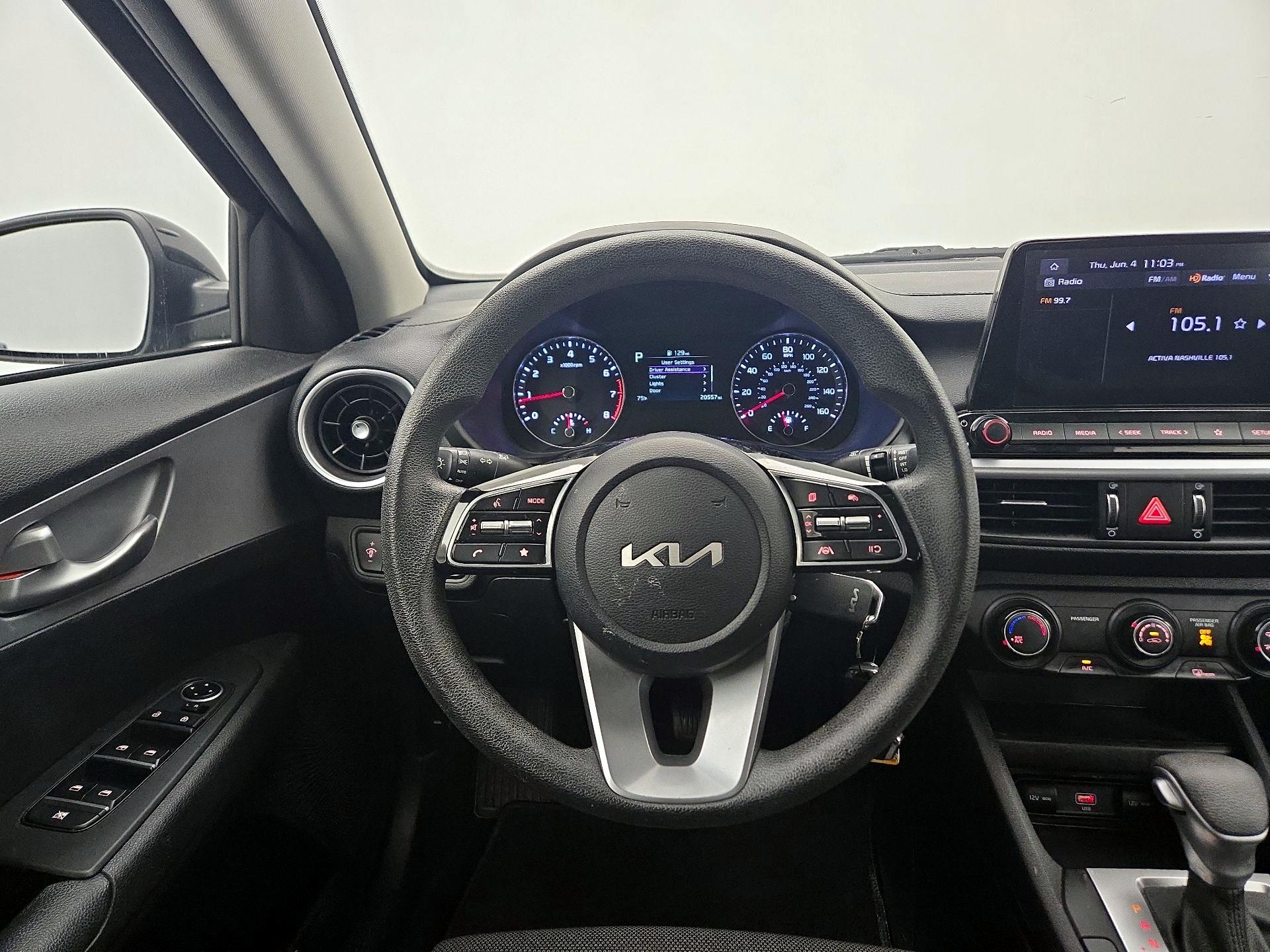 Thumbnail: 2023 Kia Forte - 10