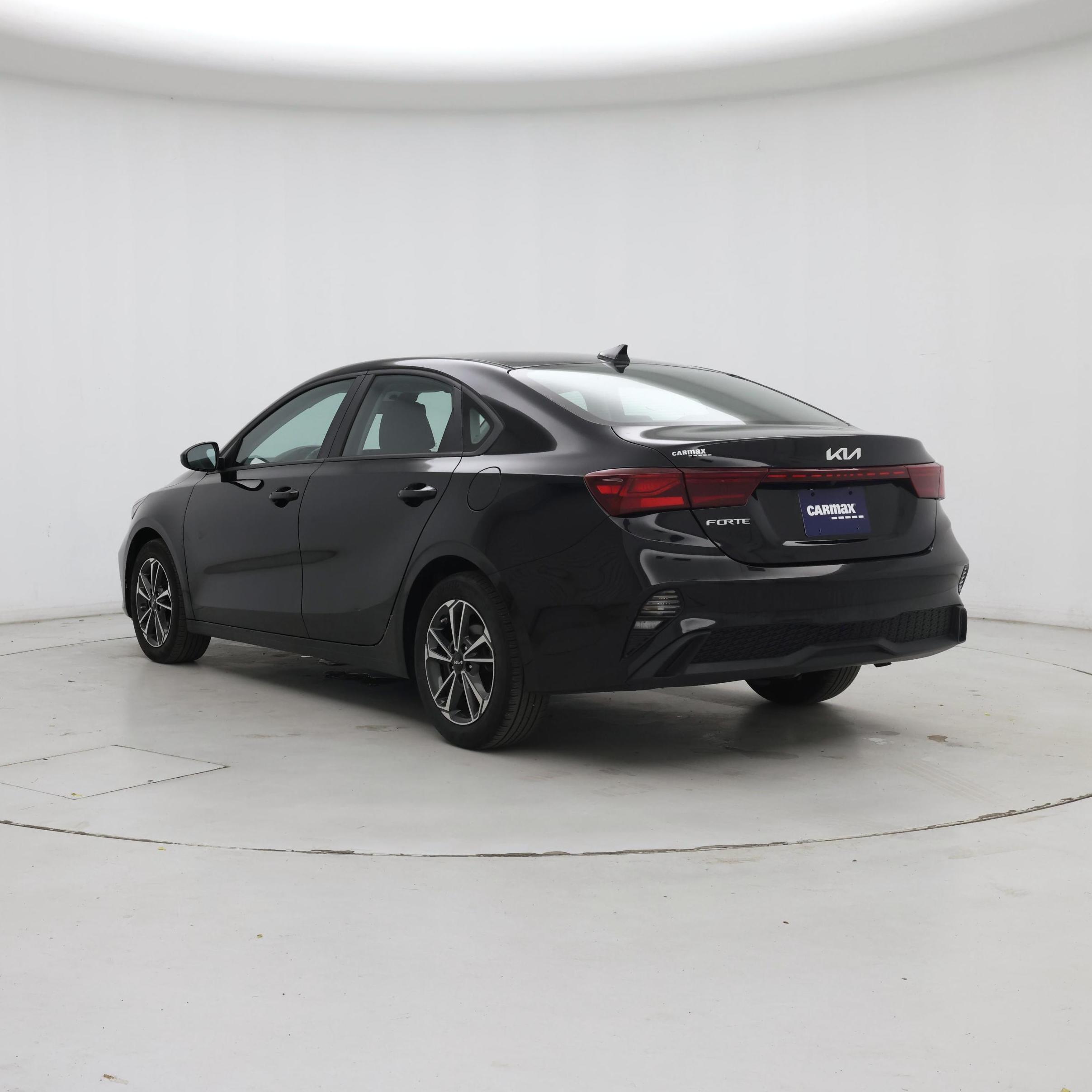 Thumbnail: 2023 Kia Forte - 2
