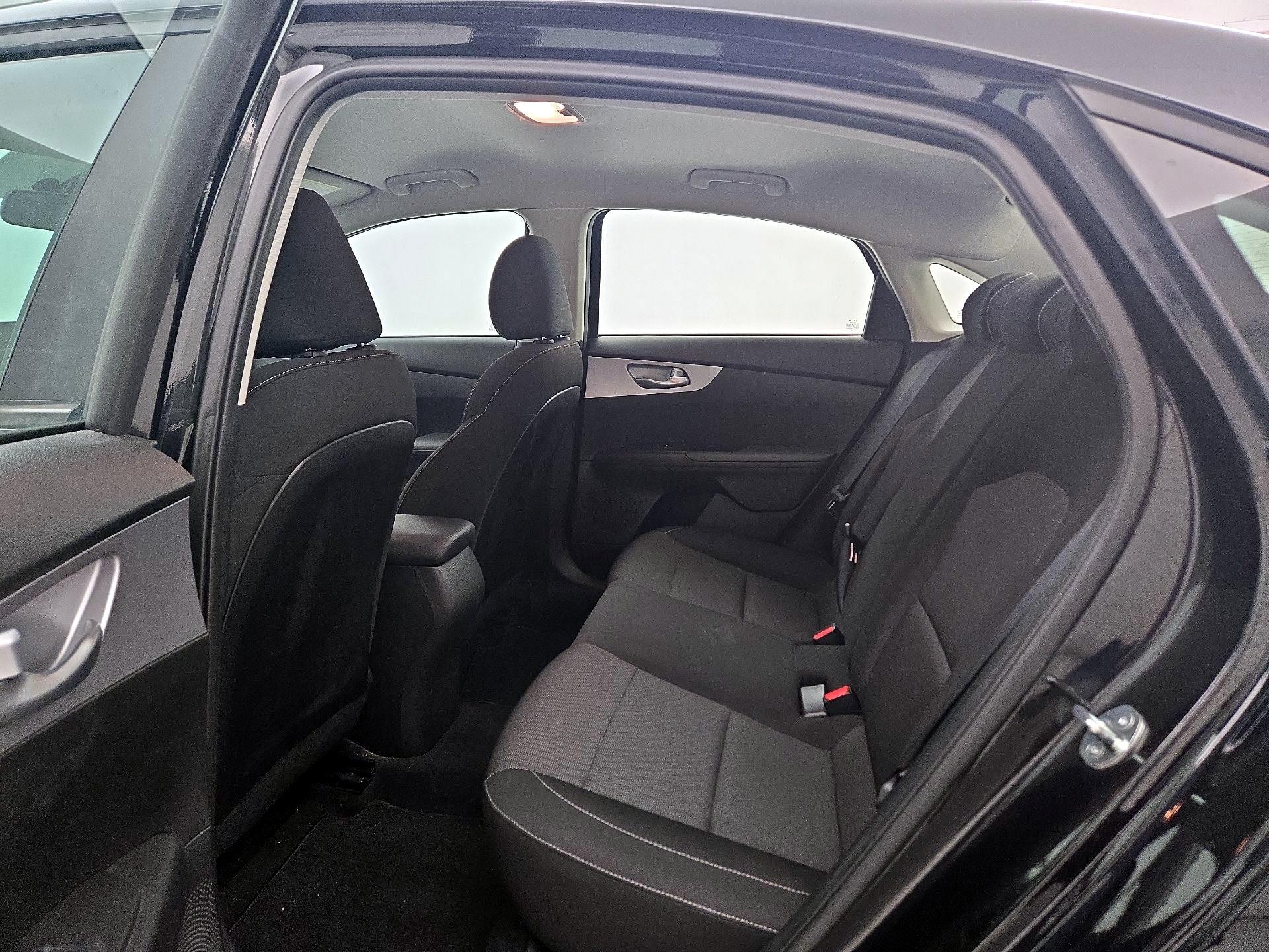 Thumbnail: 2023 Kia Forte - 19