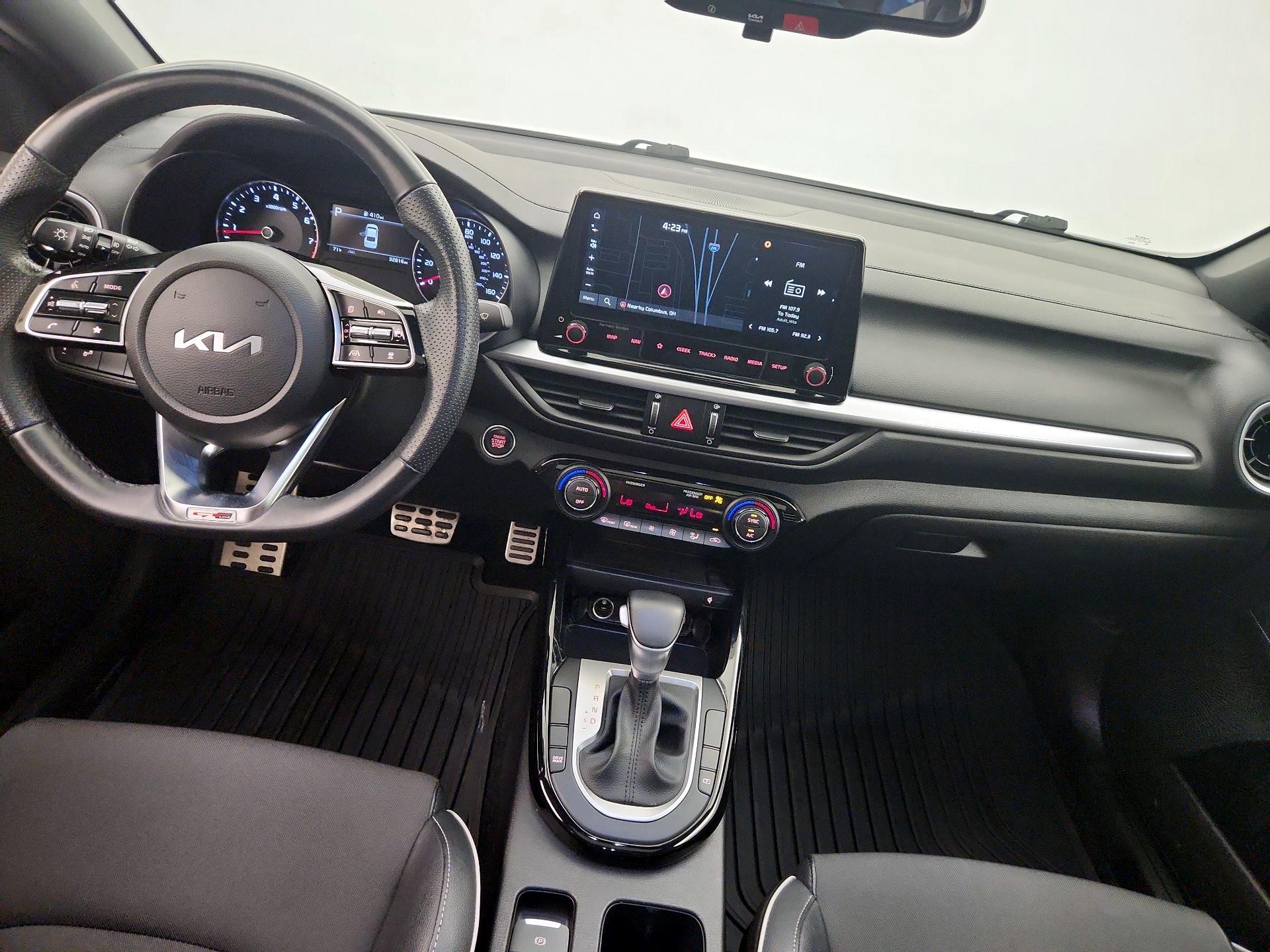 Thumbnail: 2023 Kia Forte - 9