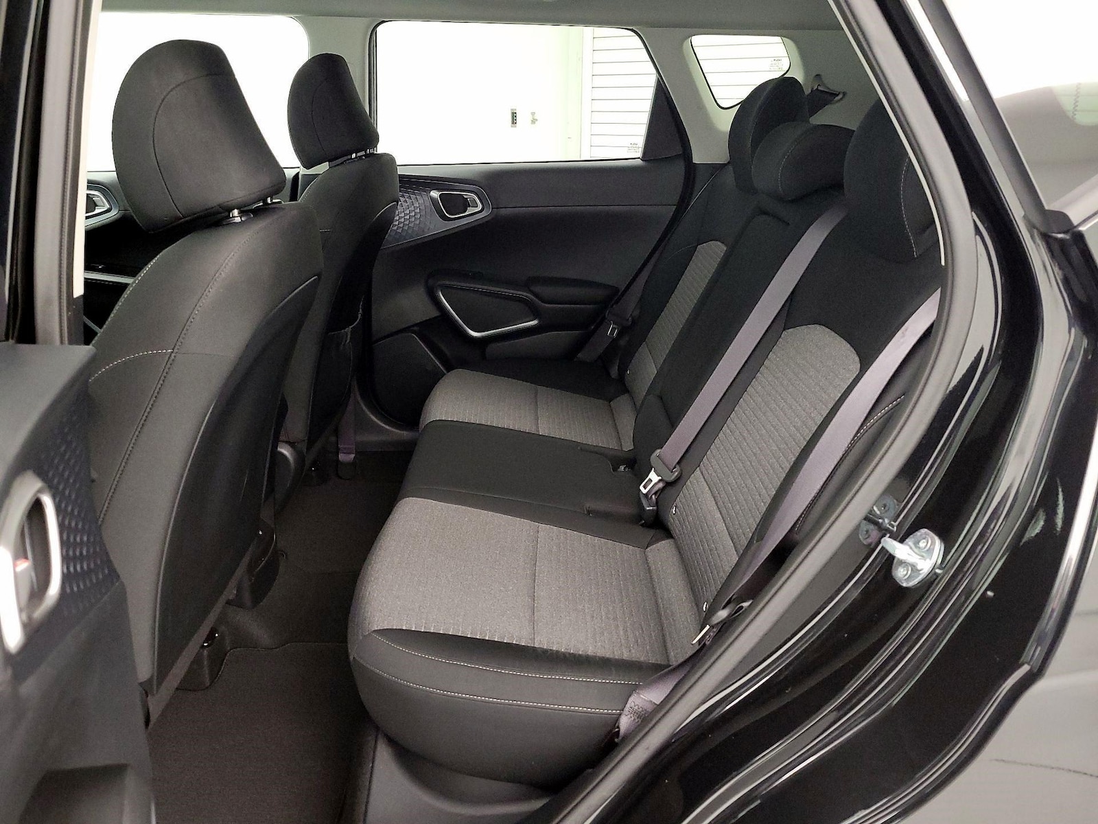 2023 Kia Soul EX - Photo 22