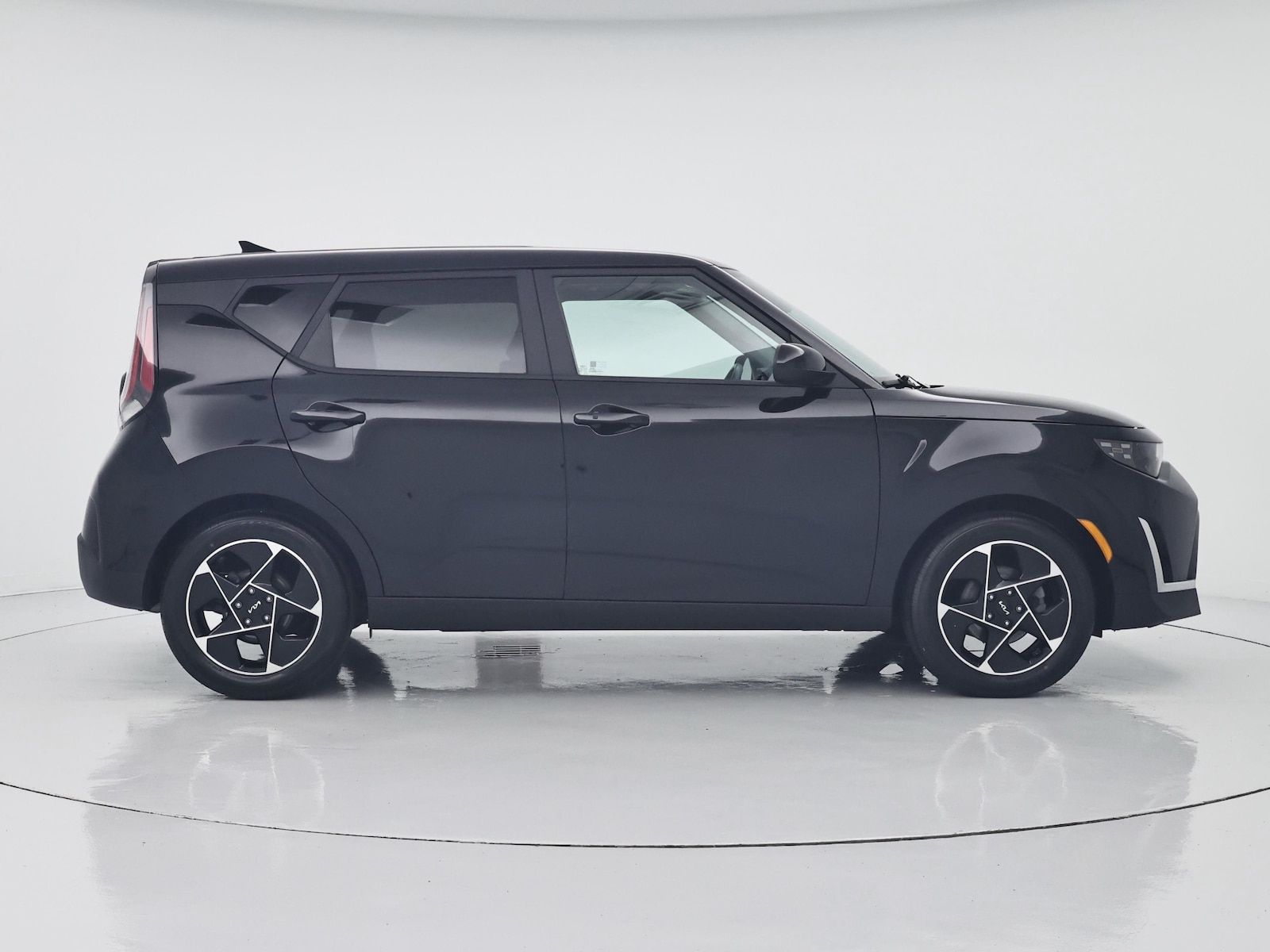 2023 Kia Soul EX - Photo 8
