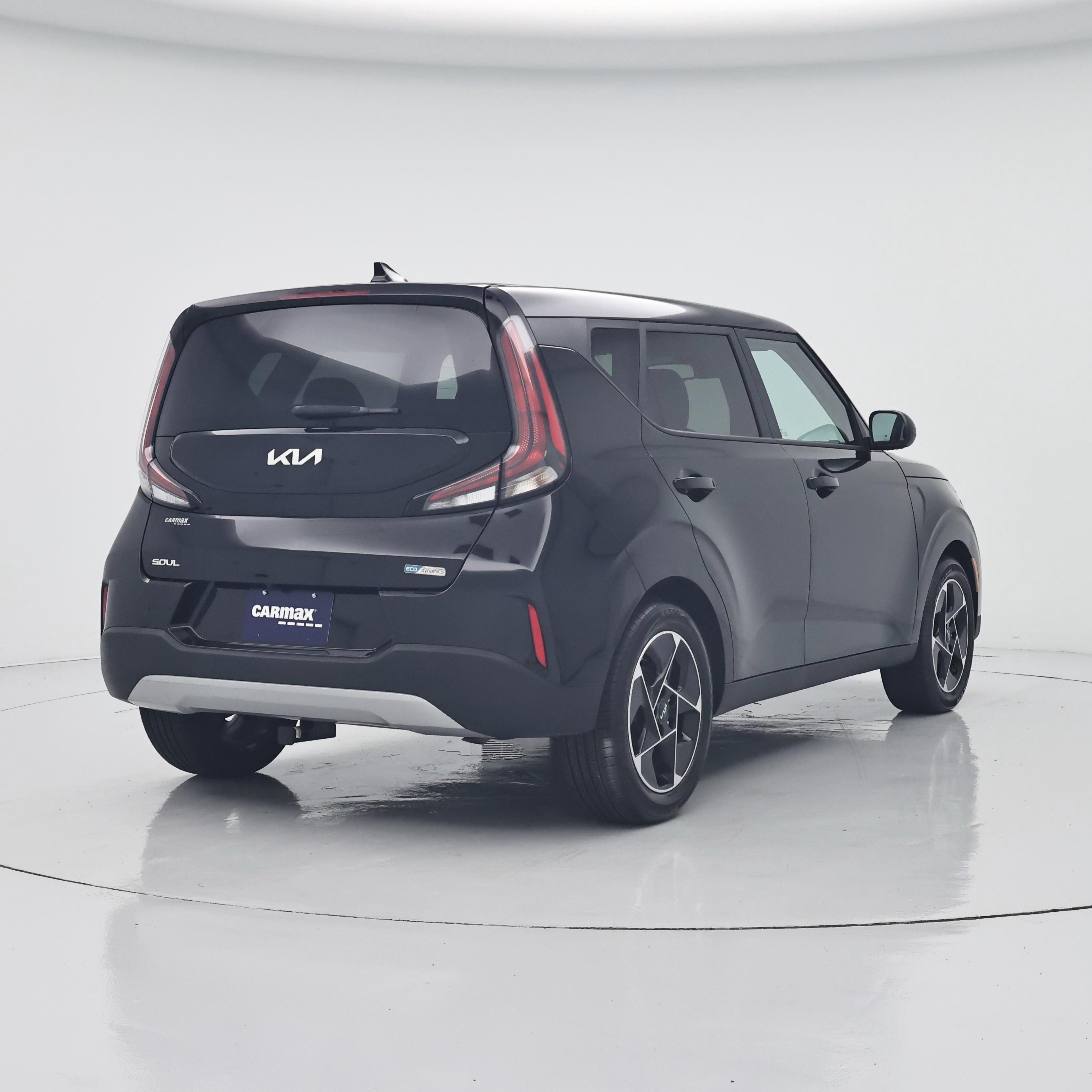 Thumbnail: 2023 Kia Soul - 8