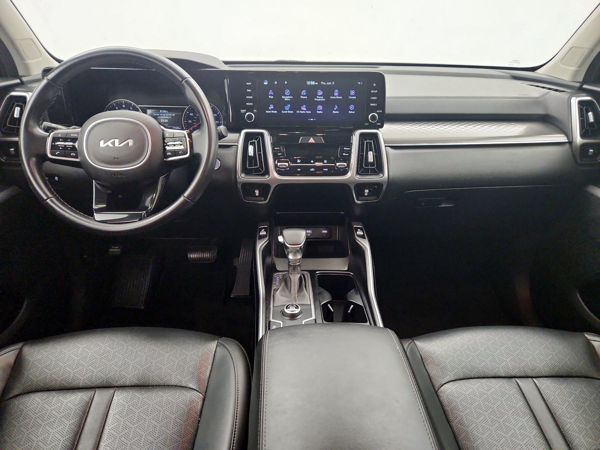 Thumbnail: 2022 Kia Sorento - 9