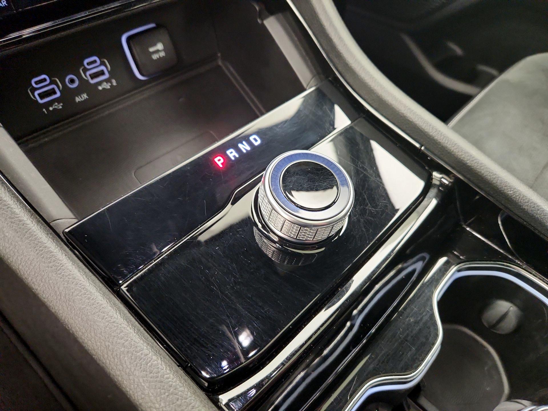Thumbnail: 2023 Jeep Grand Cherokee - 17