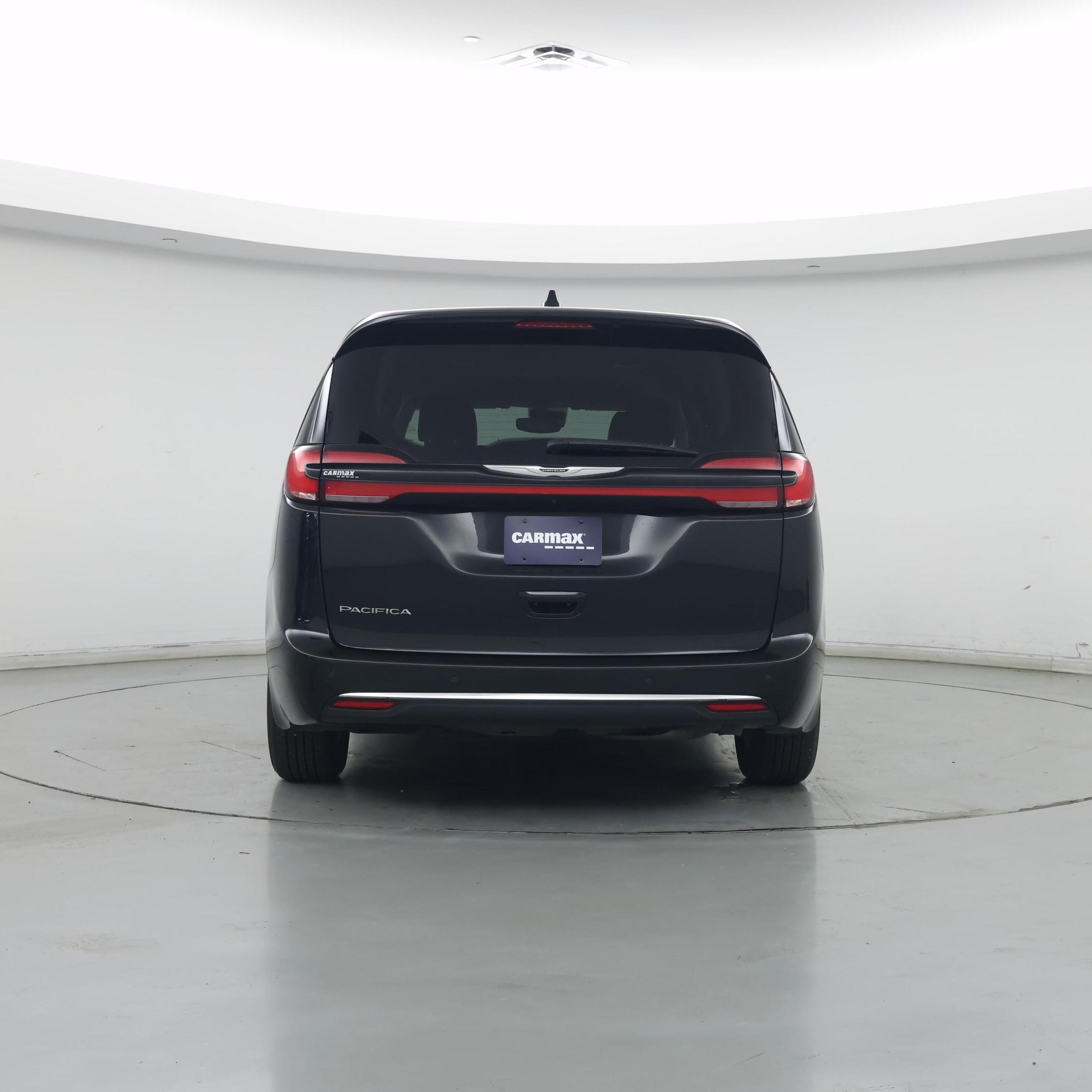 Thumbnail: 2023 Chrysler Pacifica - 6