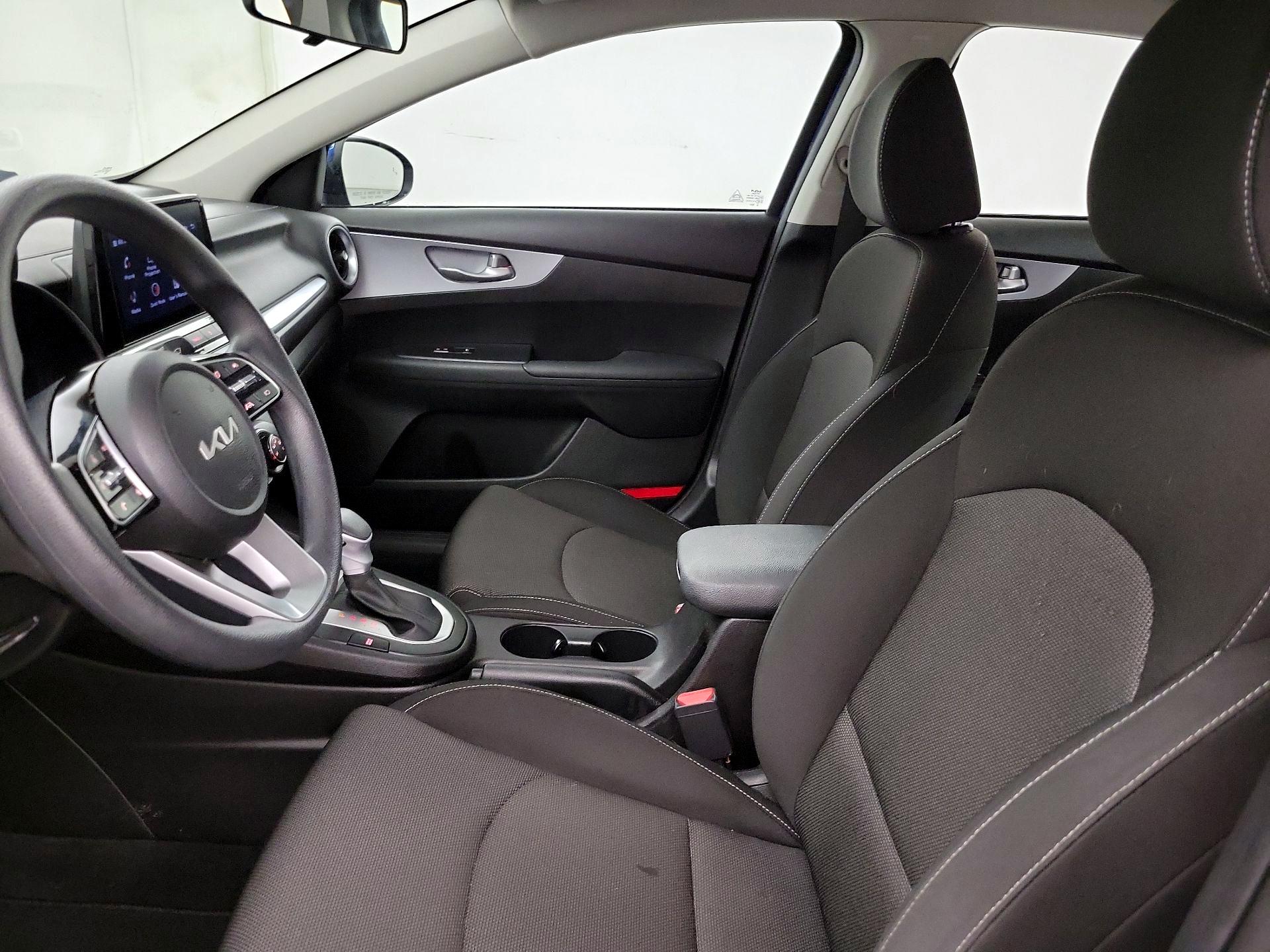 Thumbnail: 2023 Kia Forte - 11