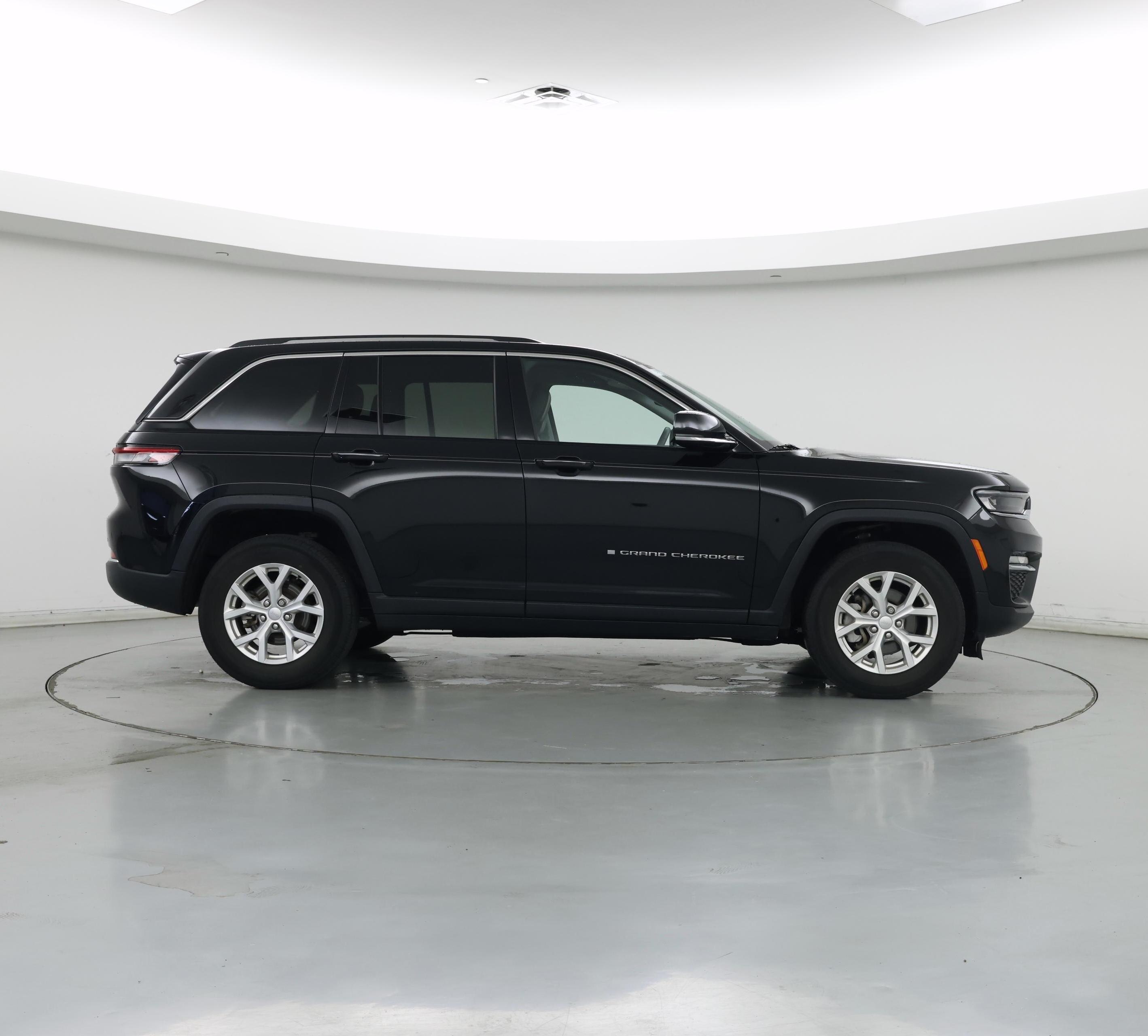 Thumbnail: 2023 Jeep Grand Cherokee - 7