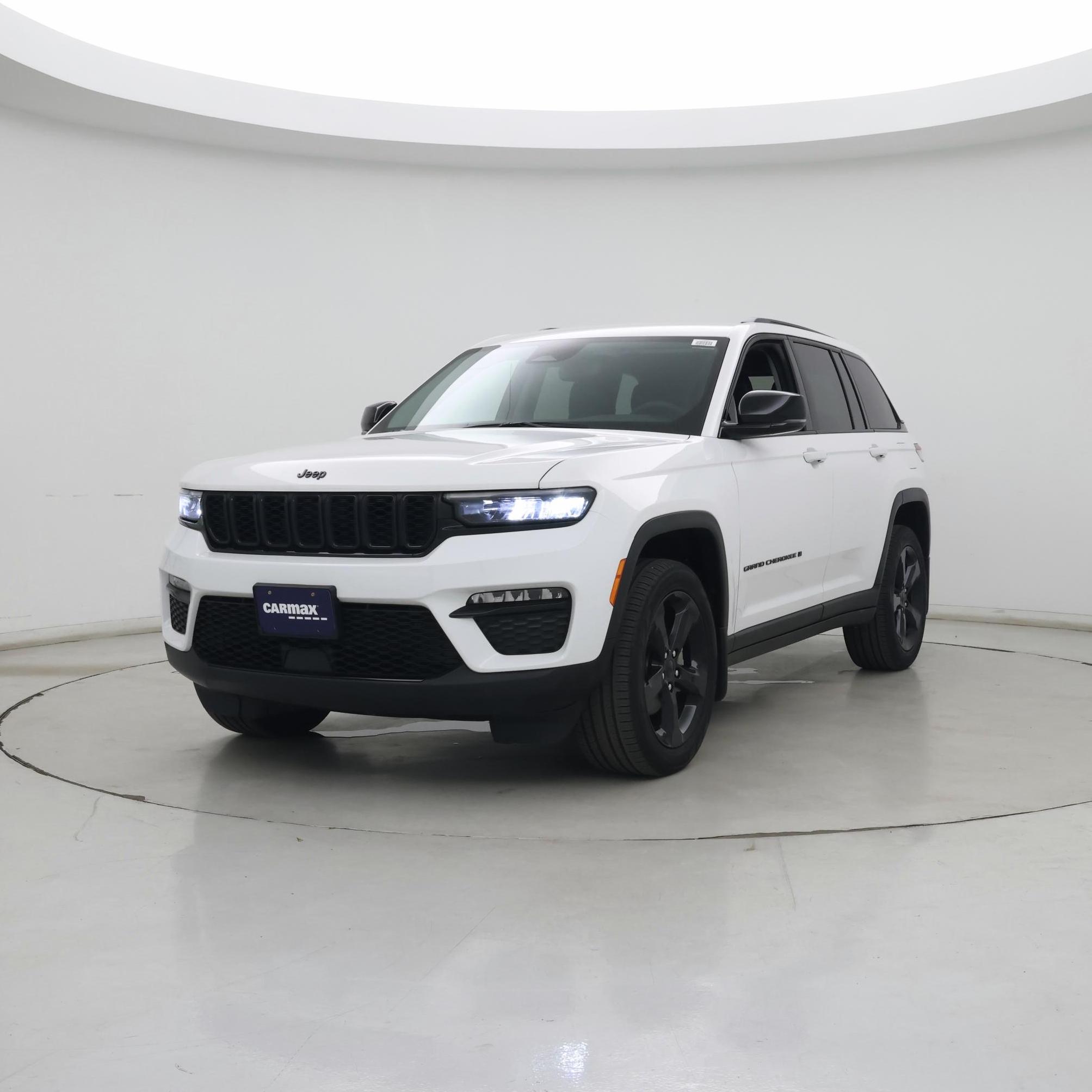 Thumbnail: 2023 Jeep Grand Cherokee - 4