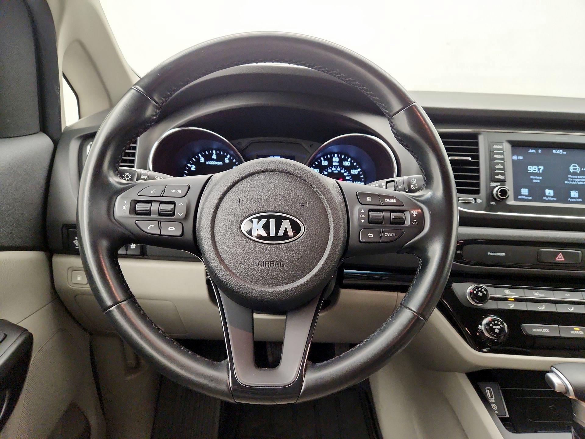 Thumbnail: 2021 Kia Sedona - 10