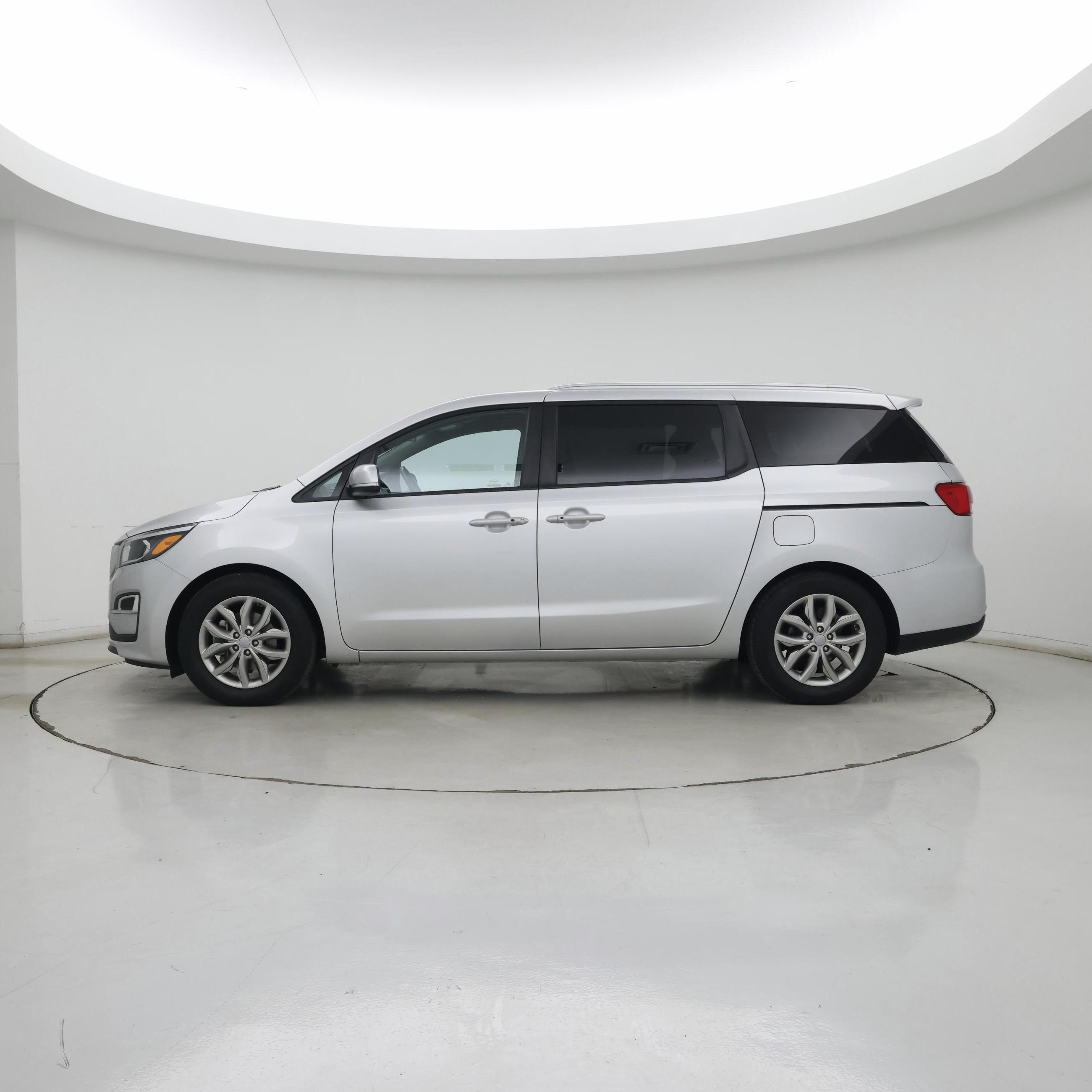 Thumbnail: 2021 Kia Sedona - 3