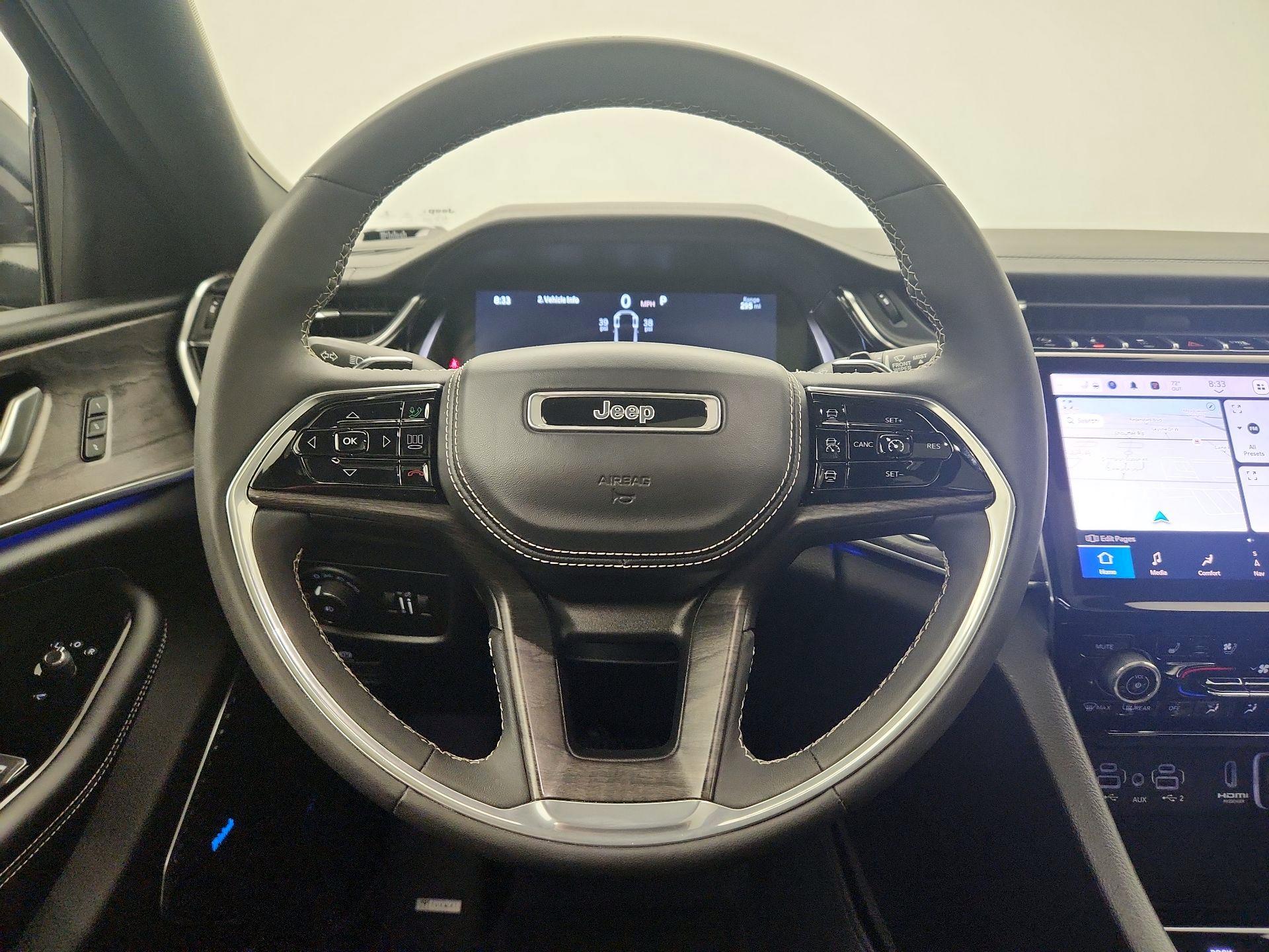 Thumbnail: 2023 Jeep Grand Cherokee L - 10