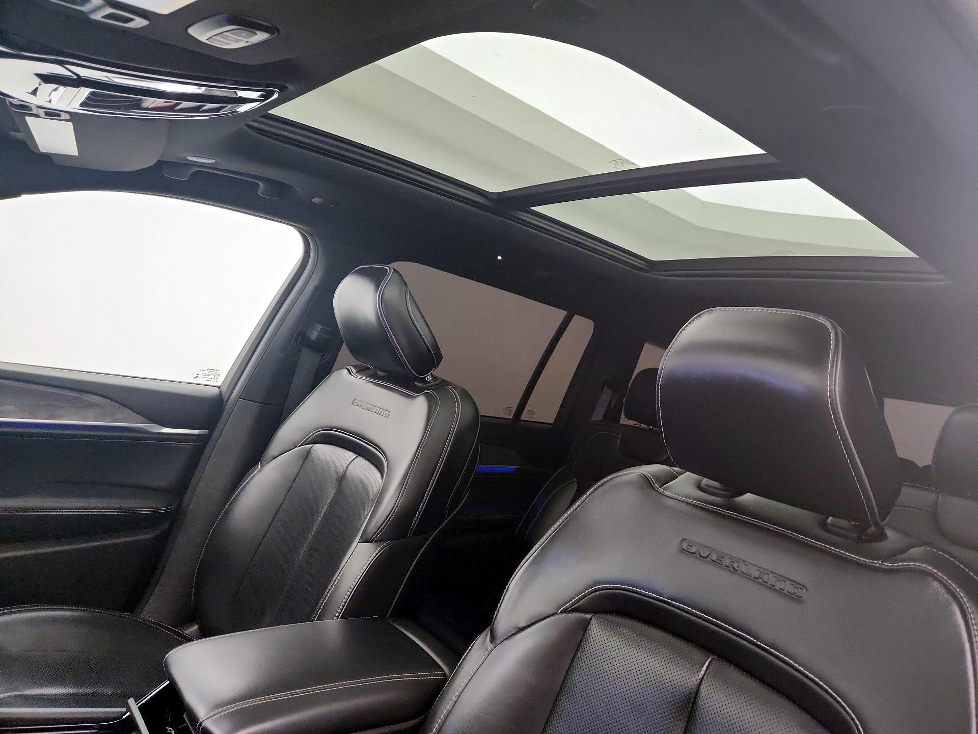Thumbnail: 2023 Jeep Grand Cherokee L - 20