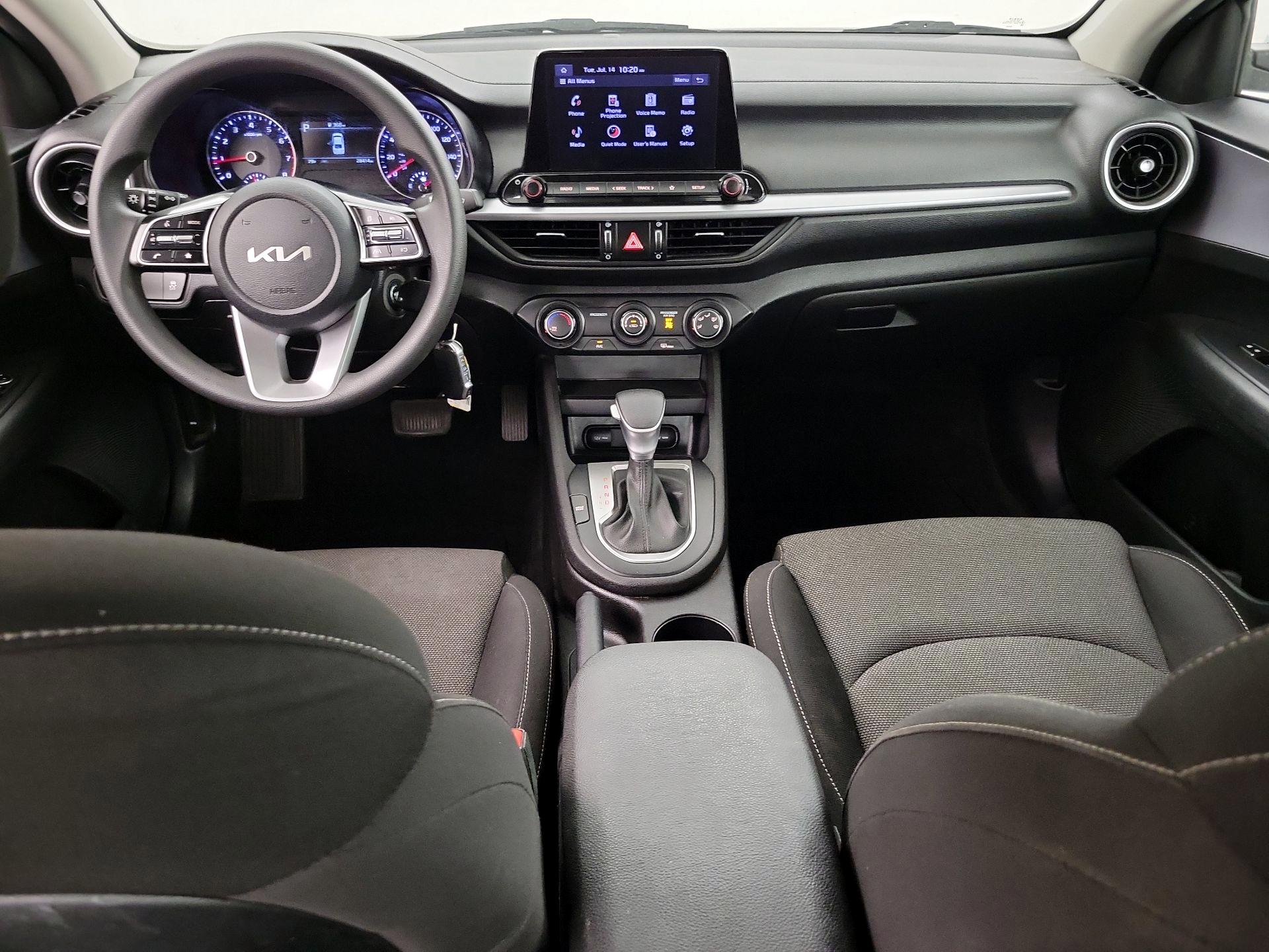 Thumbnail: 2022 Kia Forte - 9
