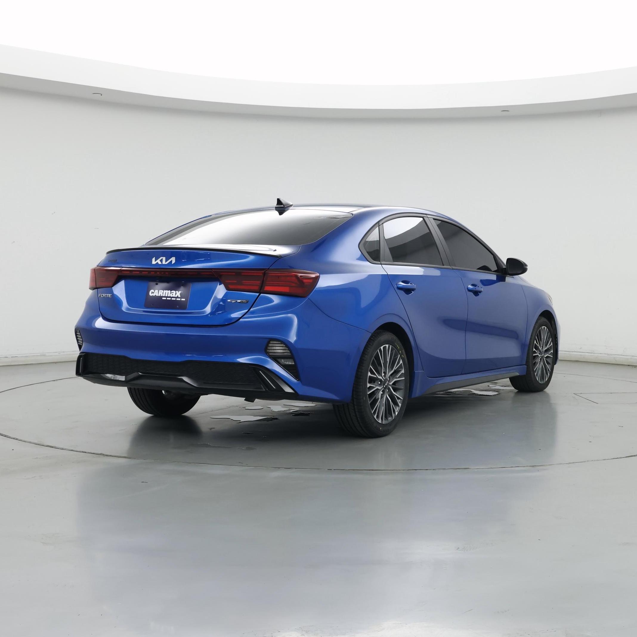 Thumbnail: 2023 Kia Forte - 8