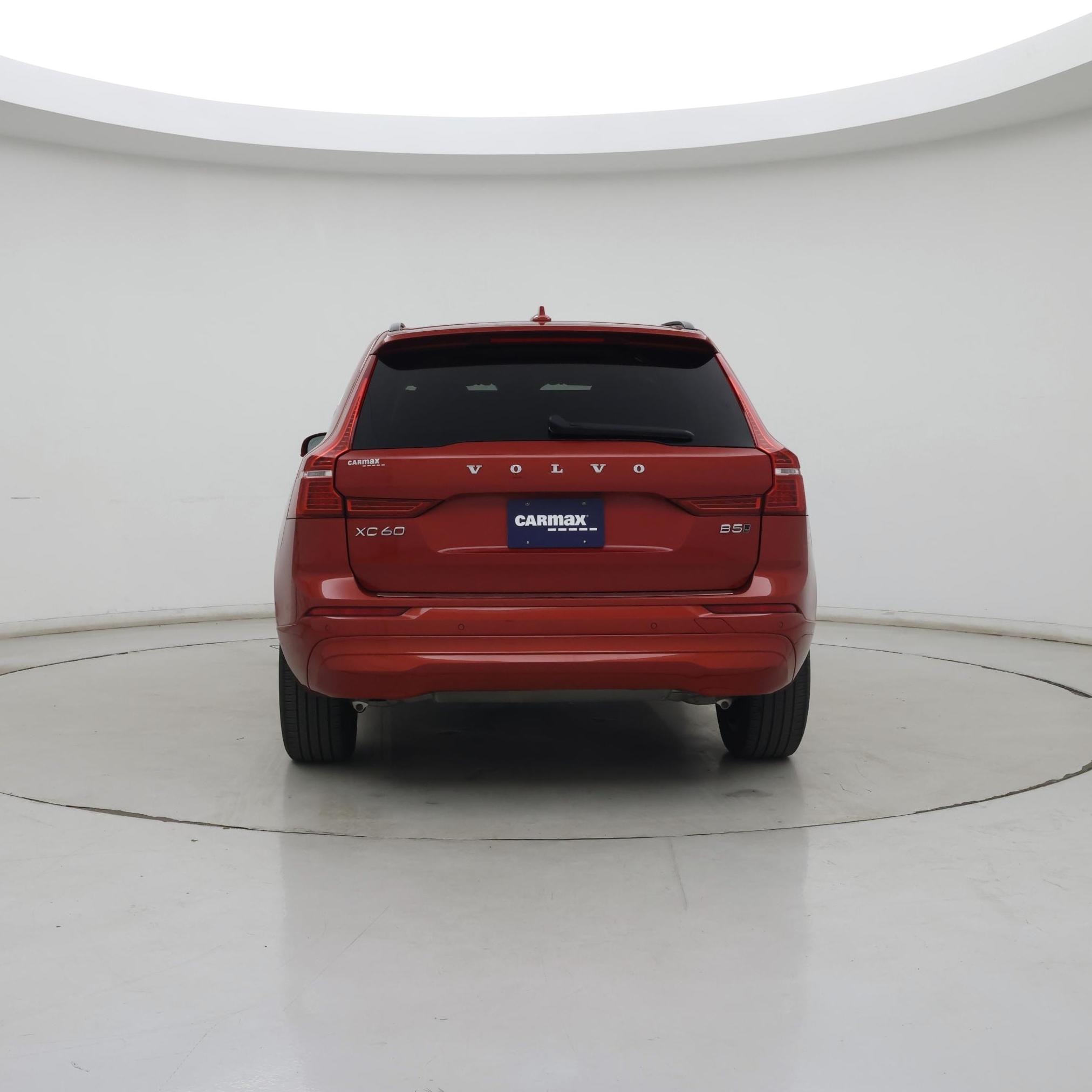 Thumbnail: 2022 Volvo XC60 - 6