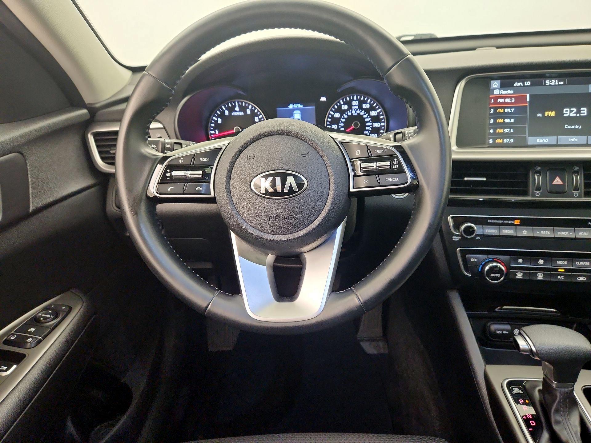 Thumbnail: 2019 Kia Optima - 10