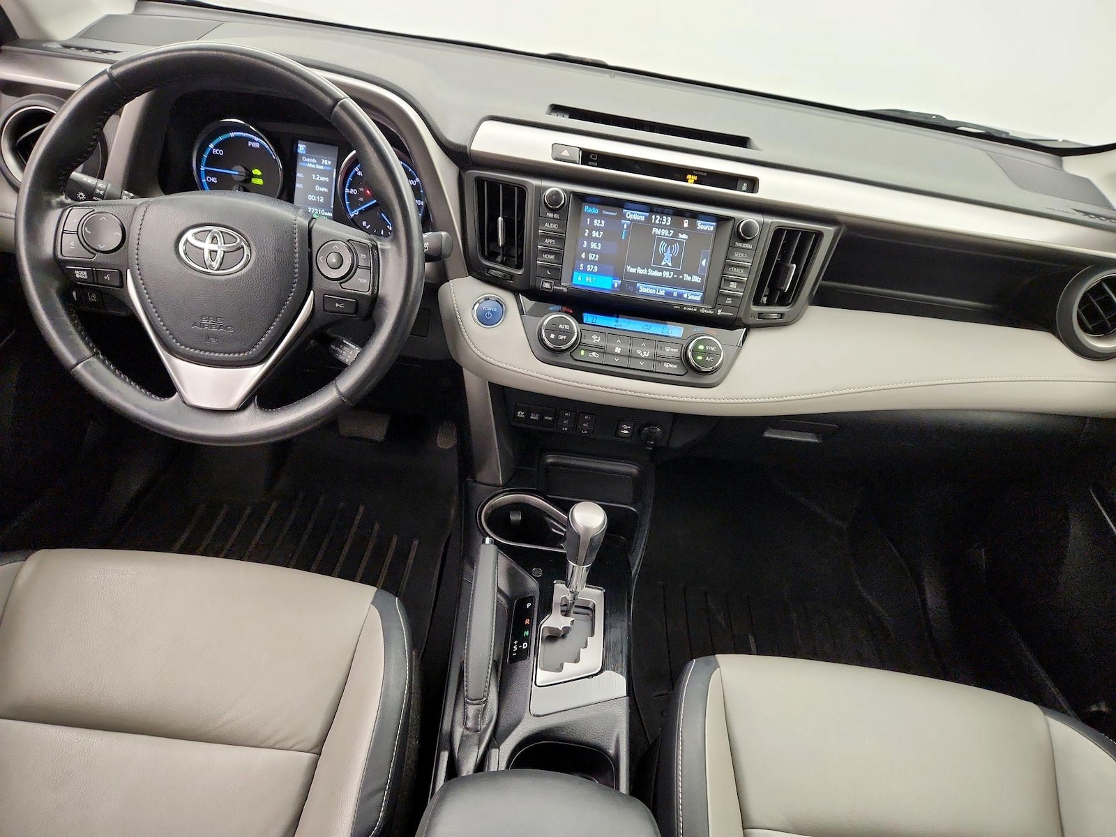 2016 Toyota RAV4 Limited - Photo 10