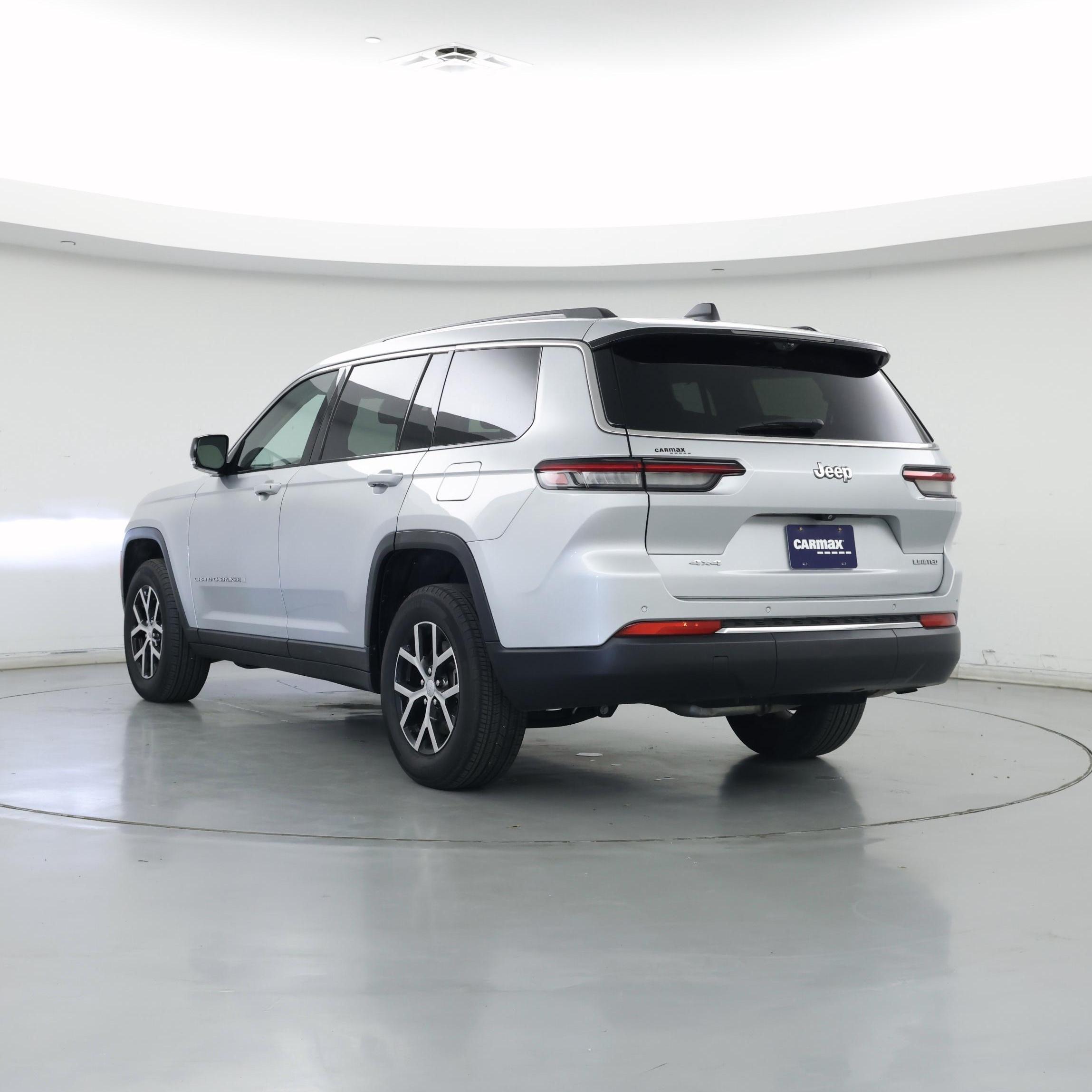 Thumbnail: 2023 Jeep Grand Cherokee L - 2