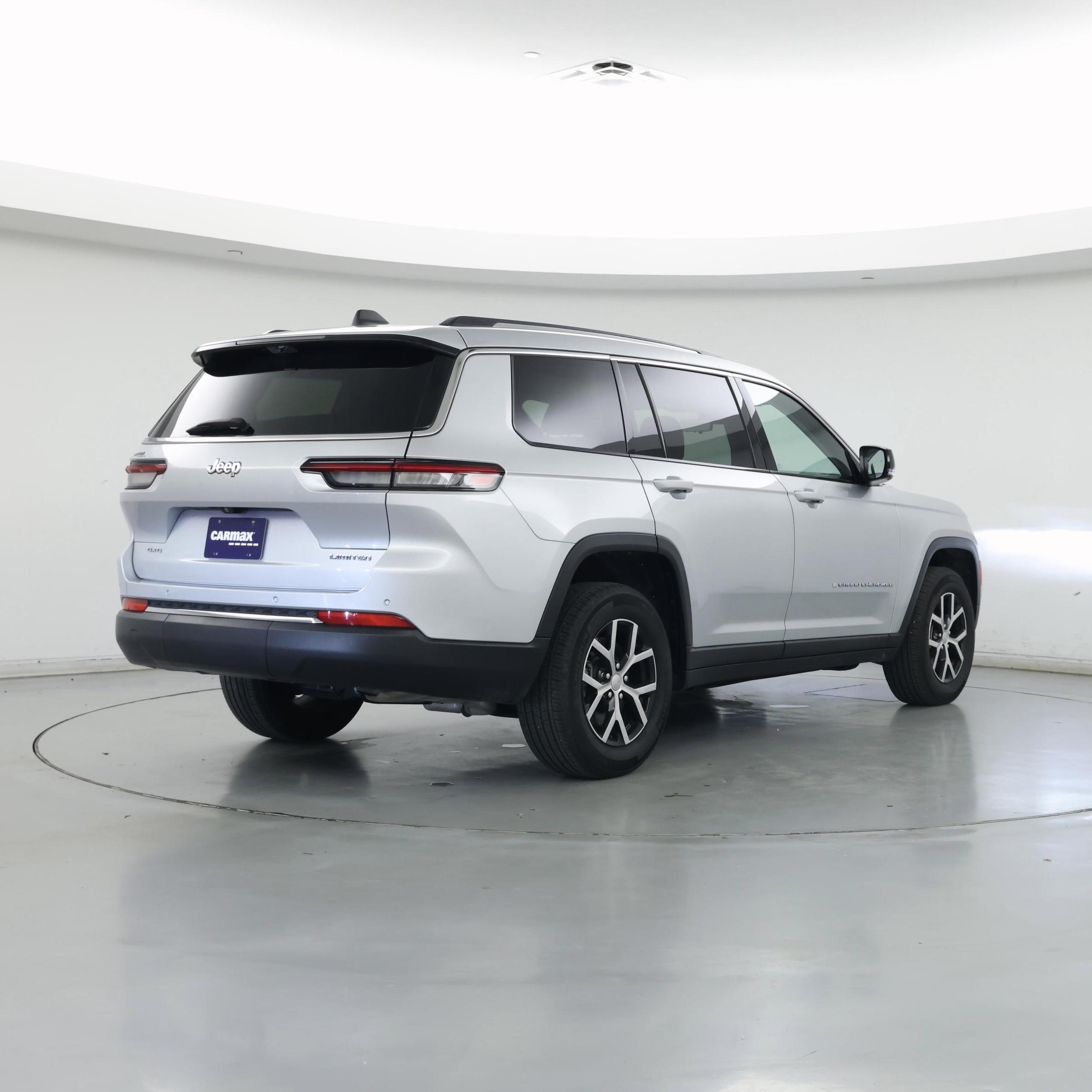 Thumbnail: 2023 Jeep Grand Cherokee L - 8