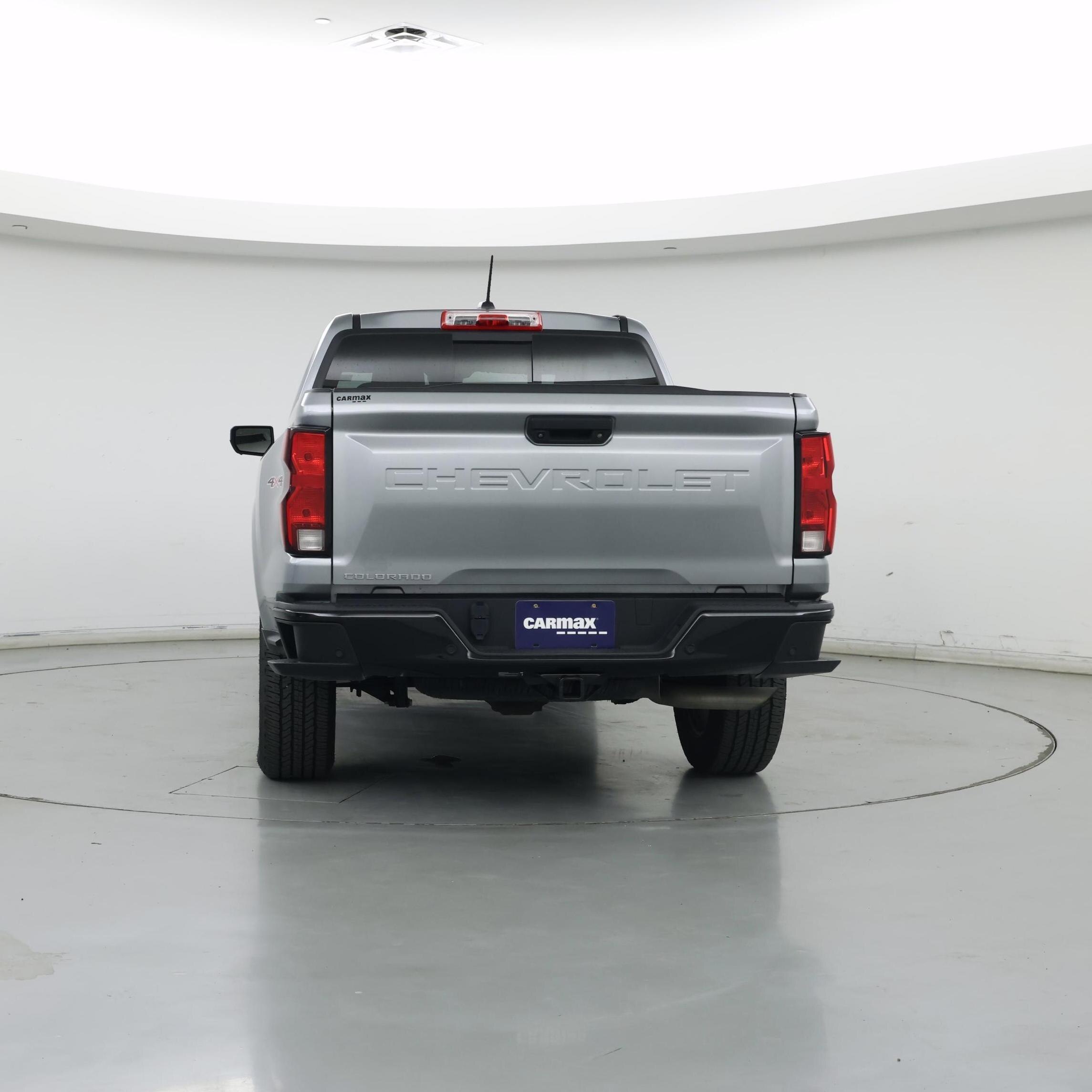 Thumbnail: 2023 Chevrolet Colorado - 6