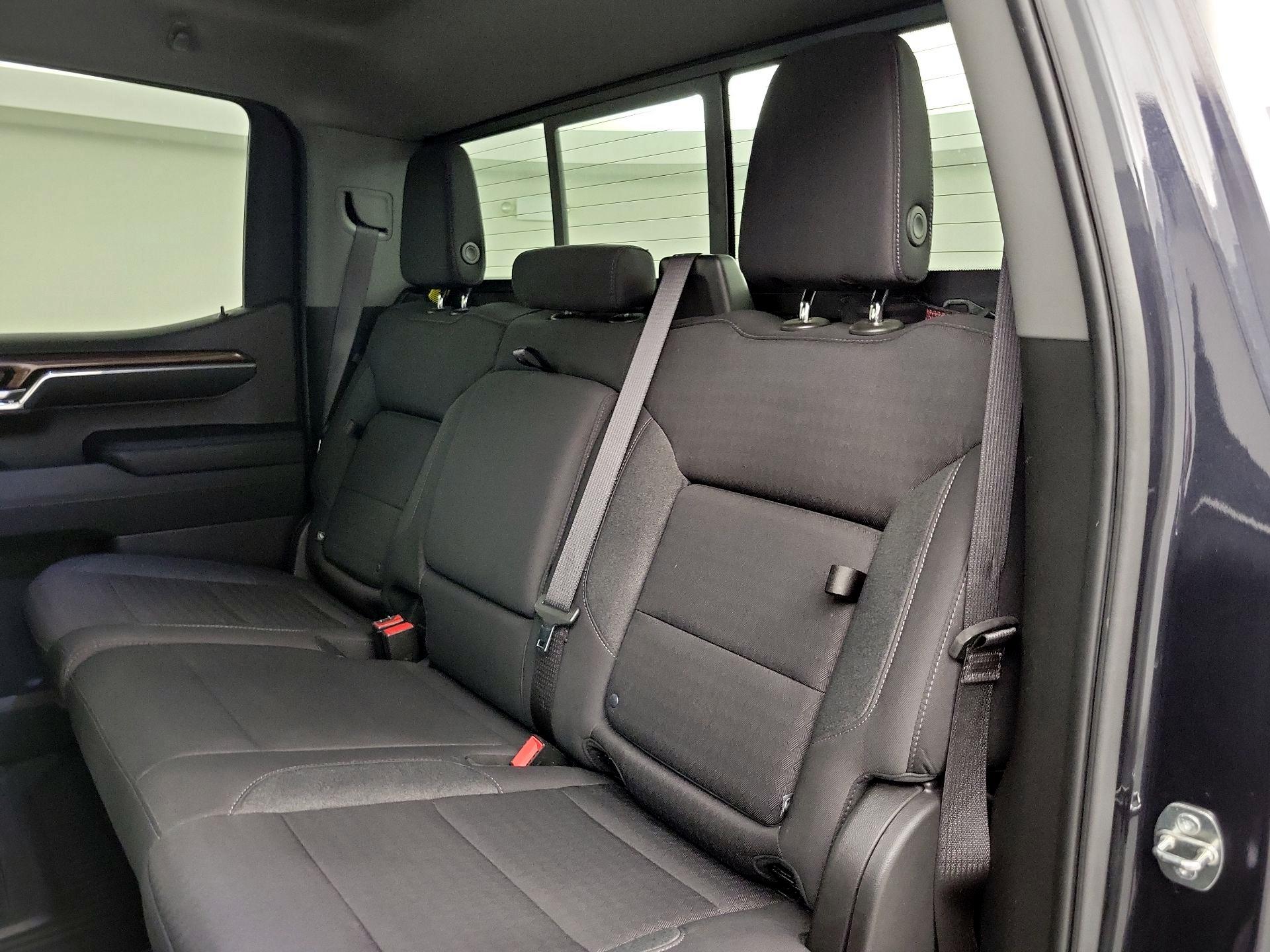 Thumbnail: 2023 Chevrolet Silverado 1500 - 19