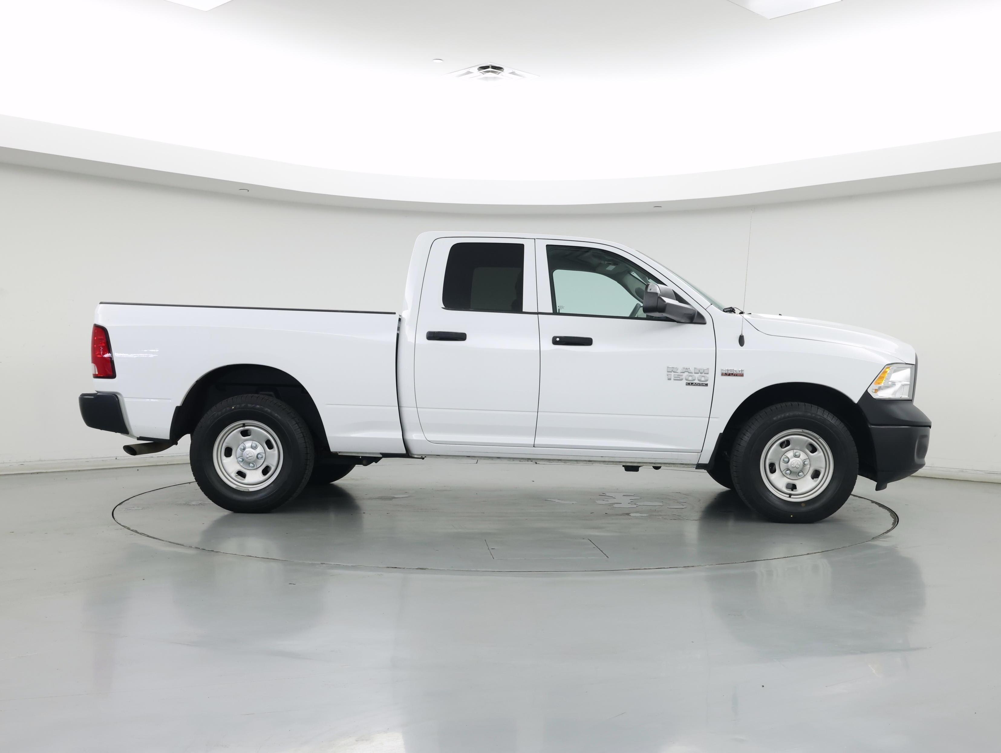 Thumbnail: 2024 RAM 1500 Classic - 7