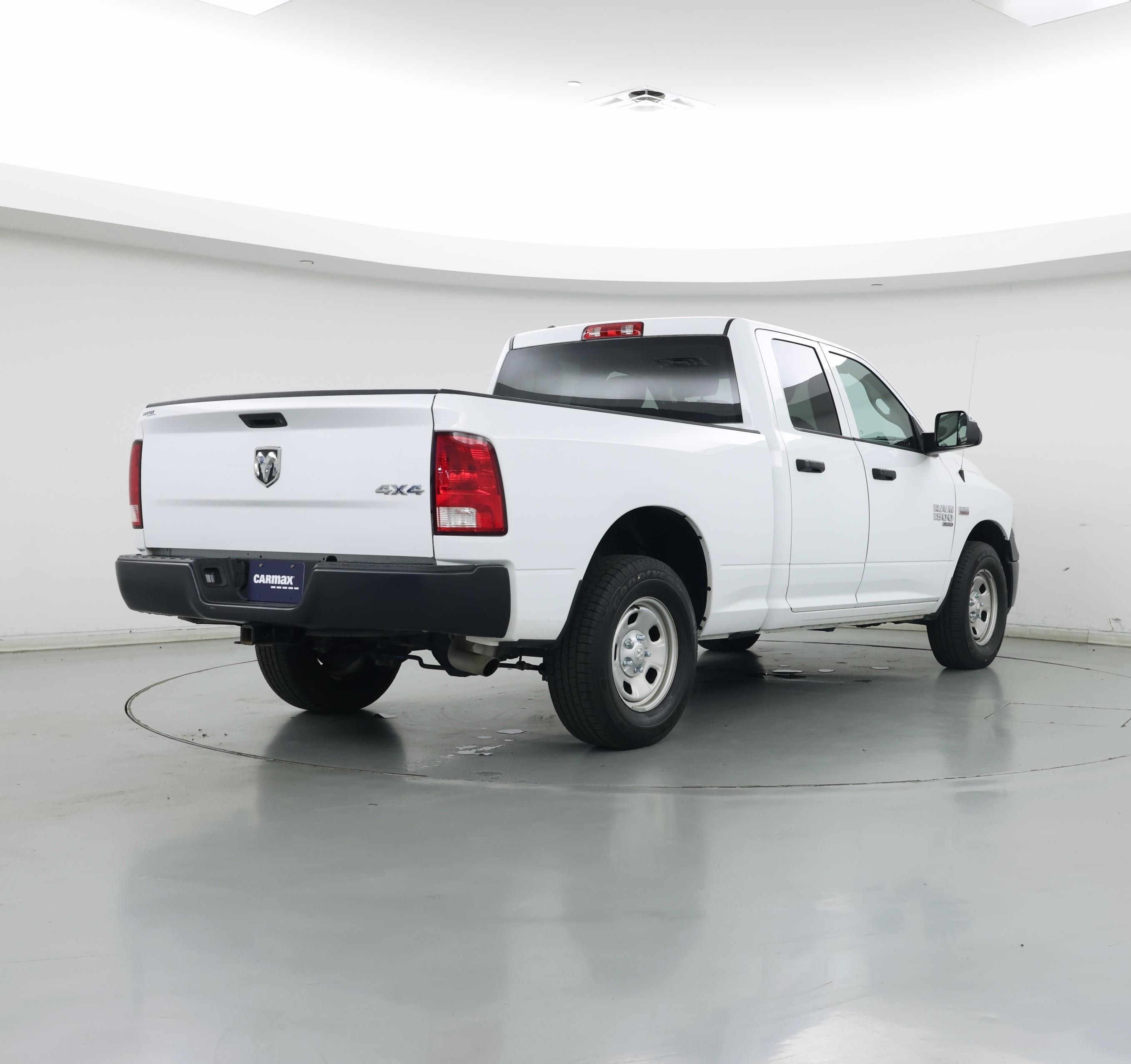 Thumbnail: 2024 RAM 1500 Classic - 8