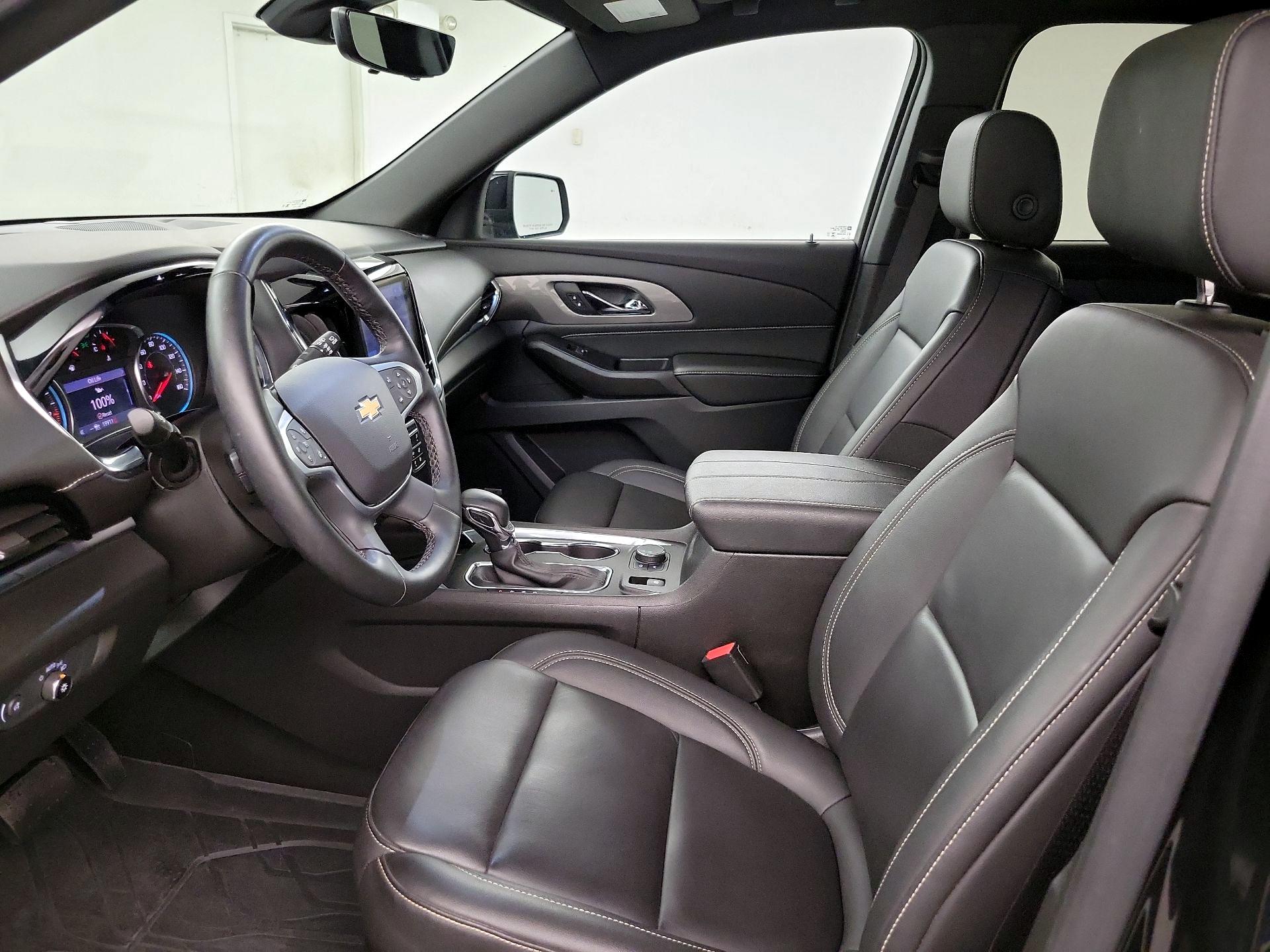 Thumbnail: 2023 Chevrolet Traverse - 11